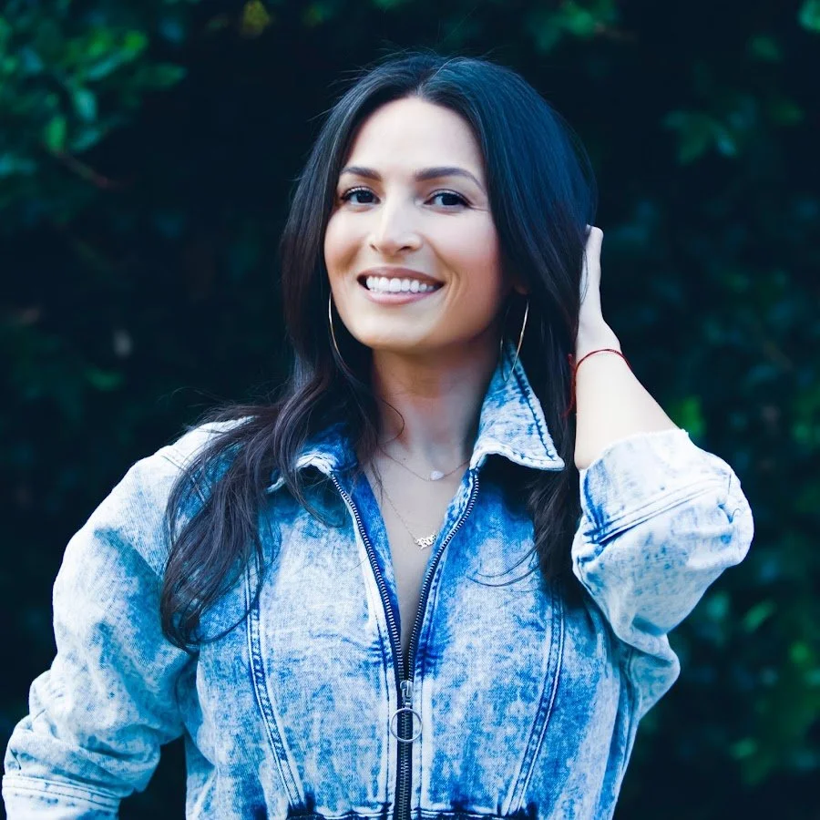 Rosie Acosta Headshot.jpeg