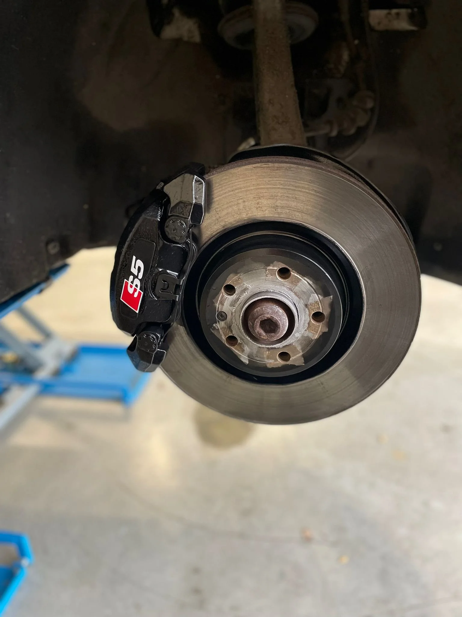 Brake Caliper Painting and Refurbishment Berkshire Reading