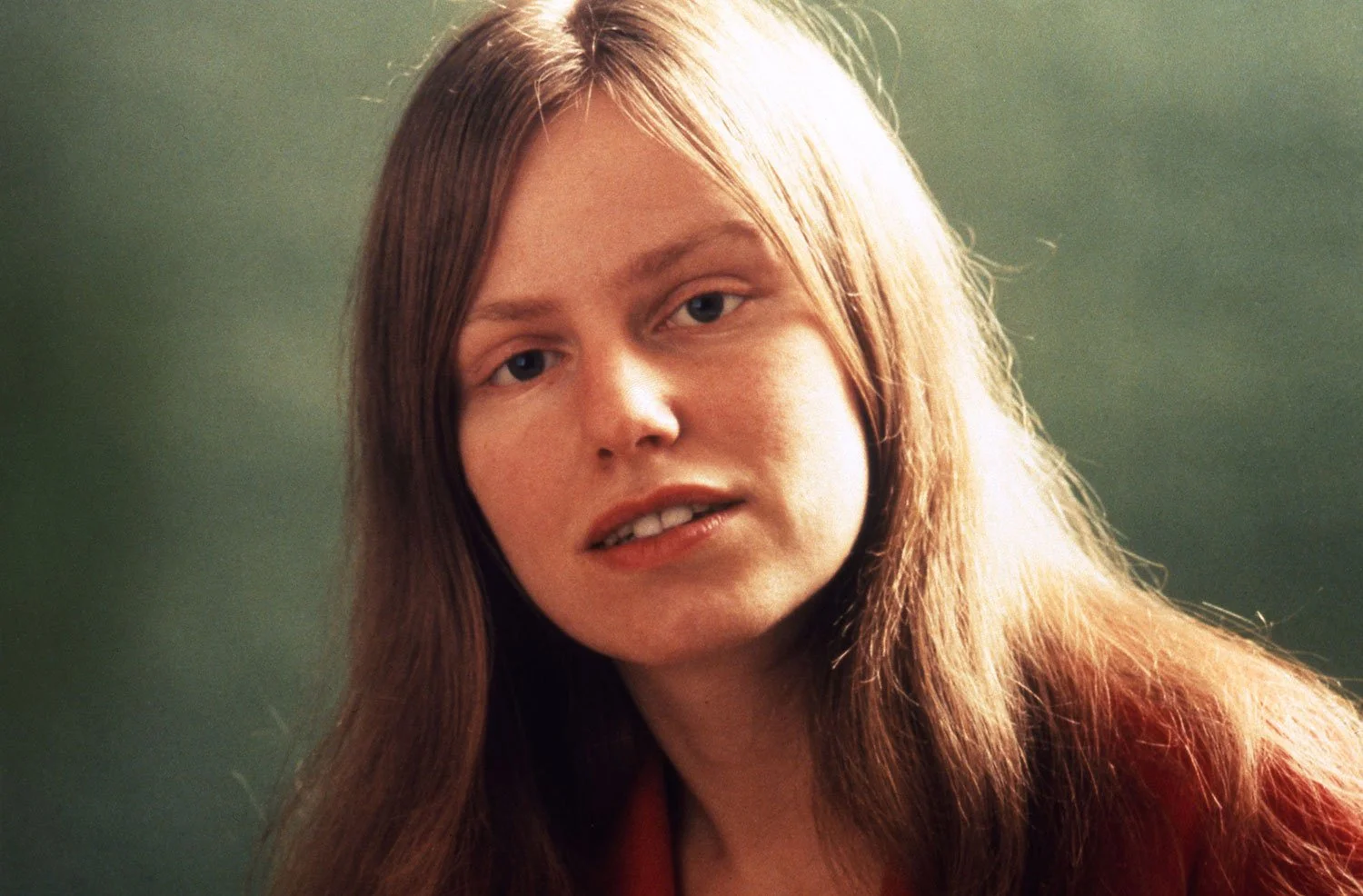 Jacqueline du Pré, for an EMI album cover