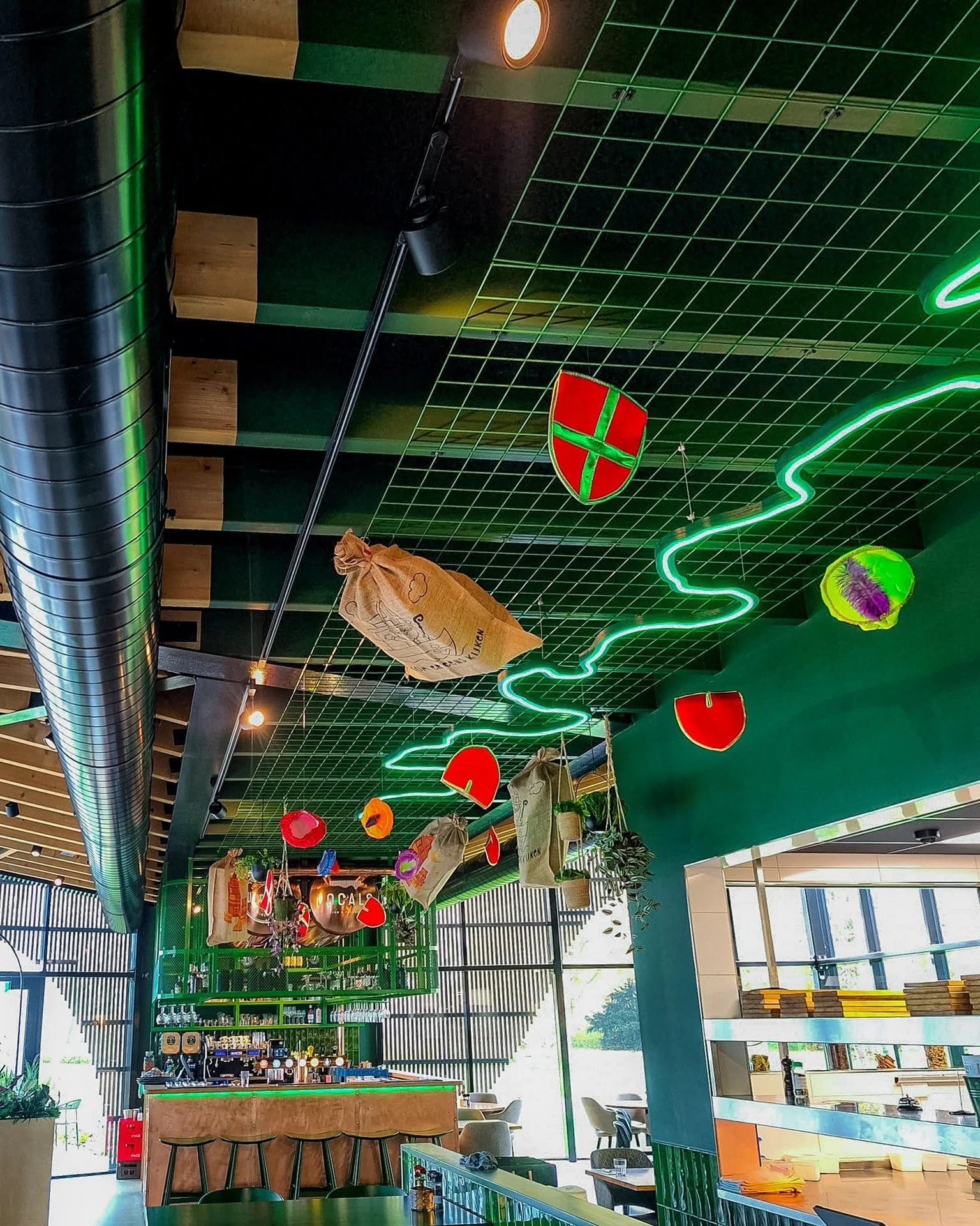 𝚂𝚒𝚗𝚝𝚎𝚛𝚔𝚕𝚊𝚊𝚜 𝚔𝚘𝚖𝚝 𝚗𝚊𝚊𝚛 𝙶𝚎𝚕𝚍𝚎𝚛𝚖𝚊𝚕𝚜𝚎𝚗! 🎉
Aanstaande zaterdag is het zover: Sinterklaas zet voet aan wal in het Lingepark. 🚤✨ Om 12:00 uur wordt hij feestelijk ontvangen door wethouder Hartman en de organisatie.
De acti