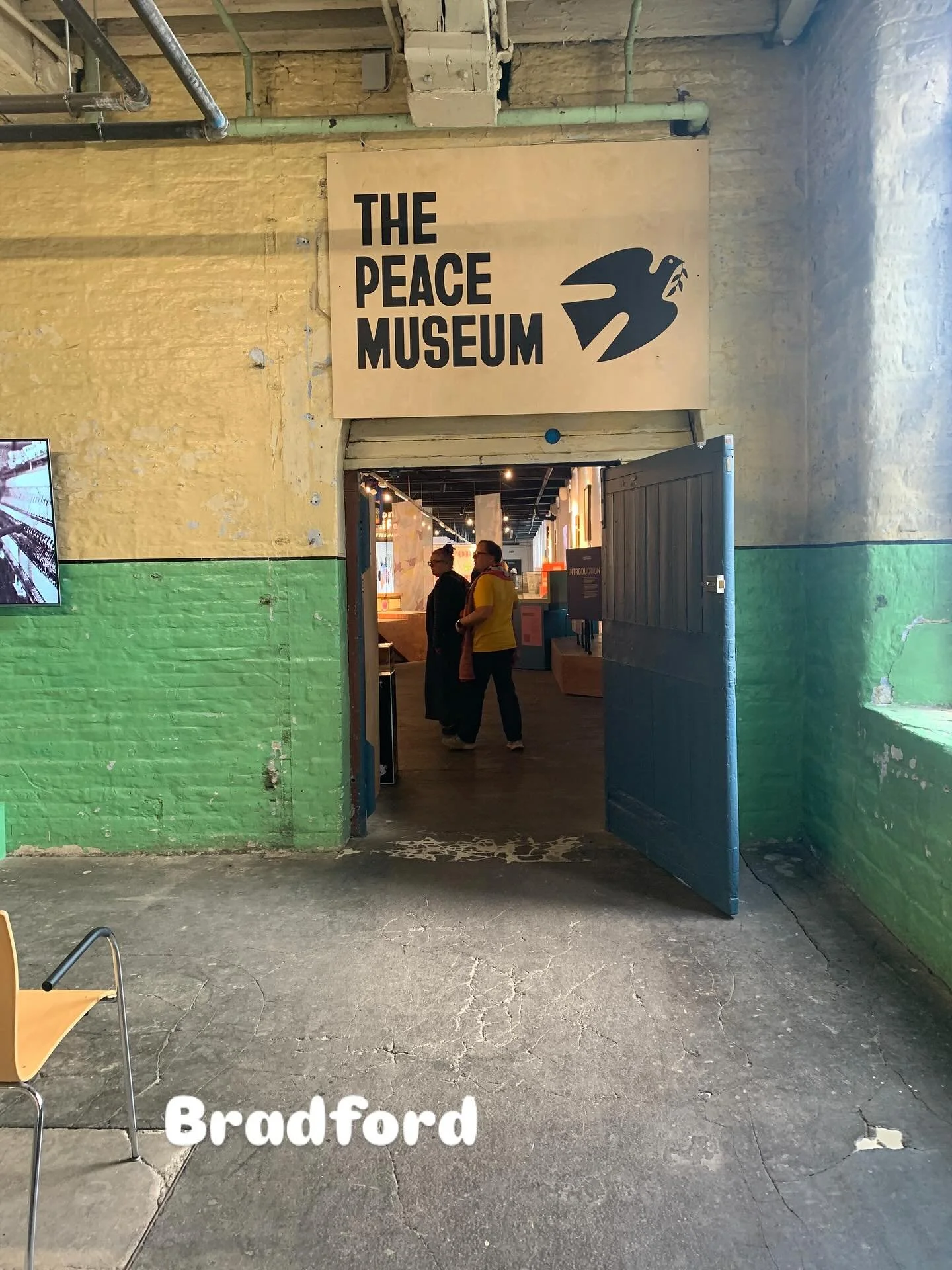 Good to finally visit the Peace Museum in Bradford. Great exhibition of badges on display. ☮️ @peacemuseumuk