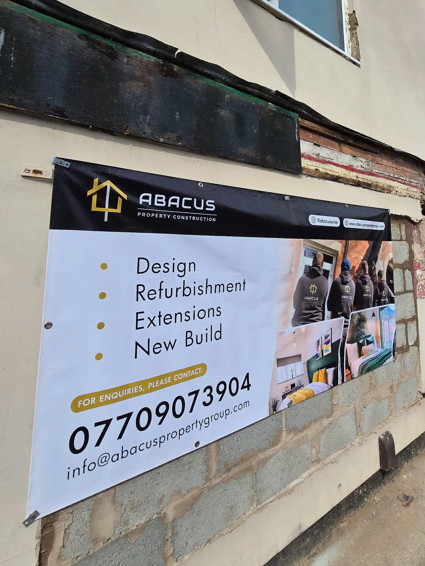 Explore our modern design and build services with full interior design, virtualisation, and 3D renderings.
Whether it’s a small-scale refurbishment or a large-scale property development and extension, our approach covers the entire spectrum fr