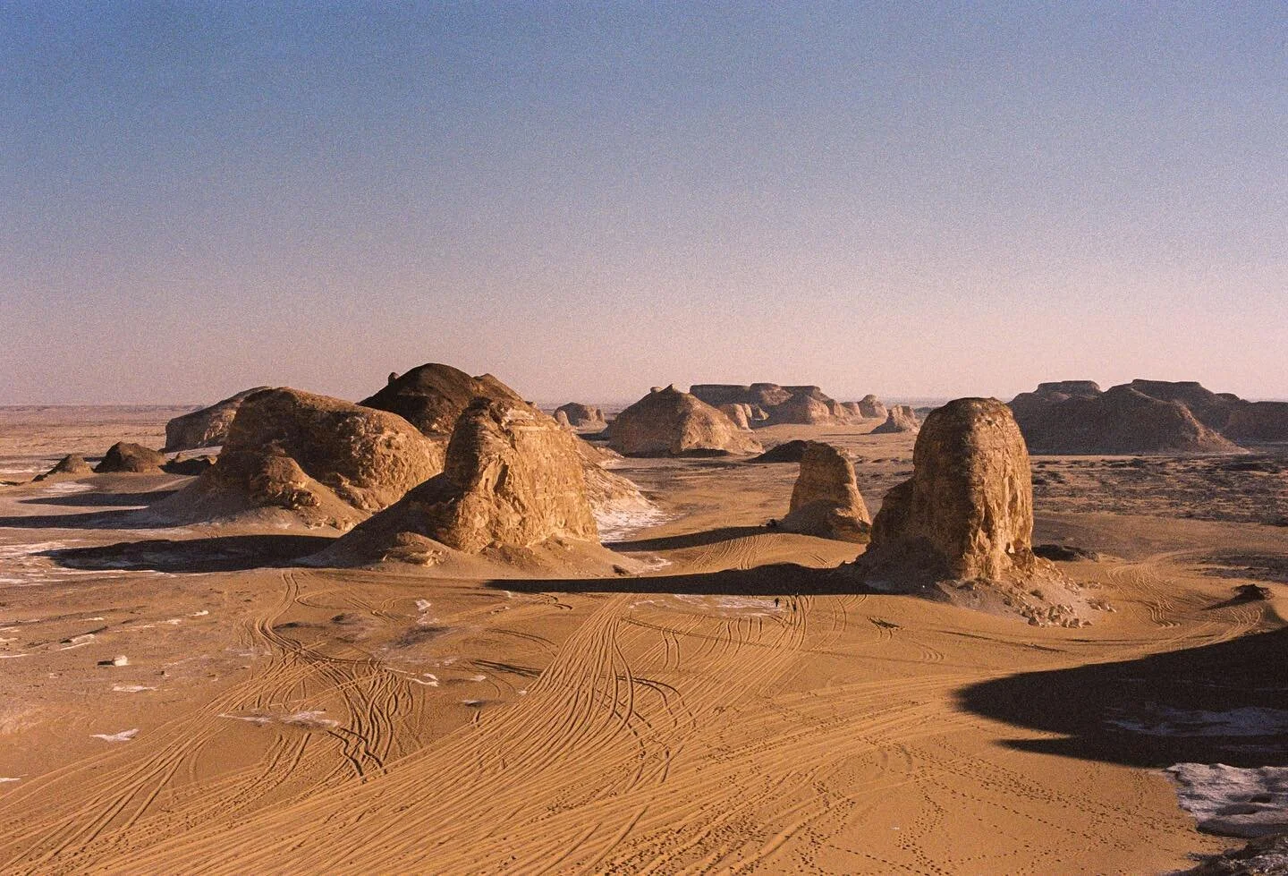 From NYE camping in Egypt&rsquo;s White Desert. A 2 hour jeep ride to the middle of nowhere. I wandered around at night looking for foxes and all these bizarre stone monuments were lit by the moon. Felt completely like another planet 🪐  #portra400 #