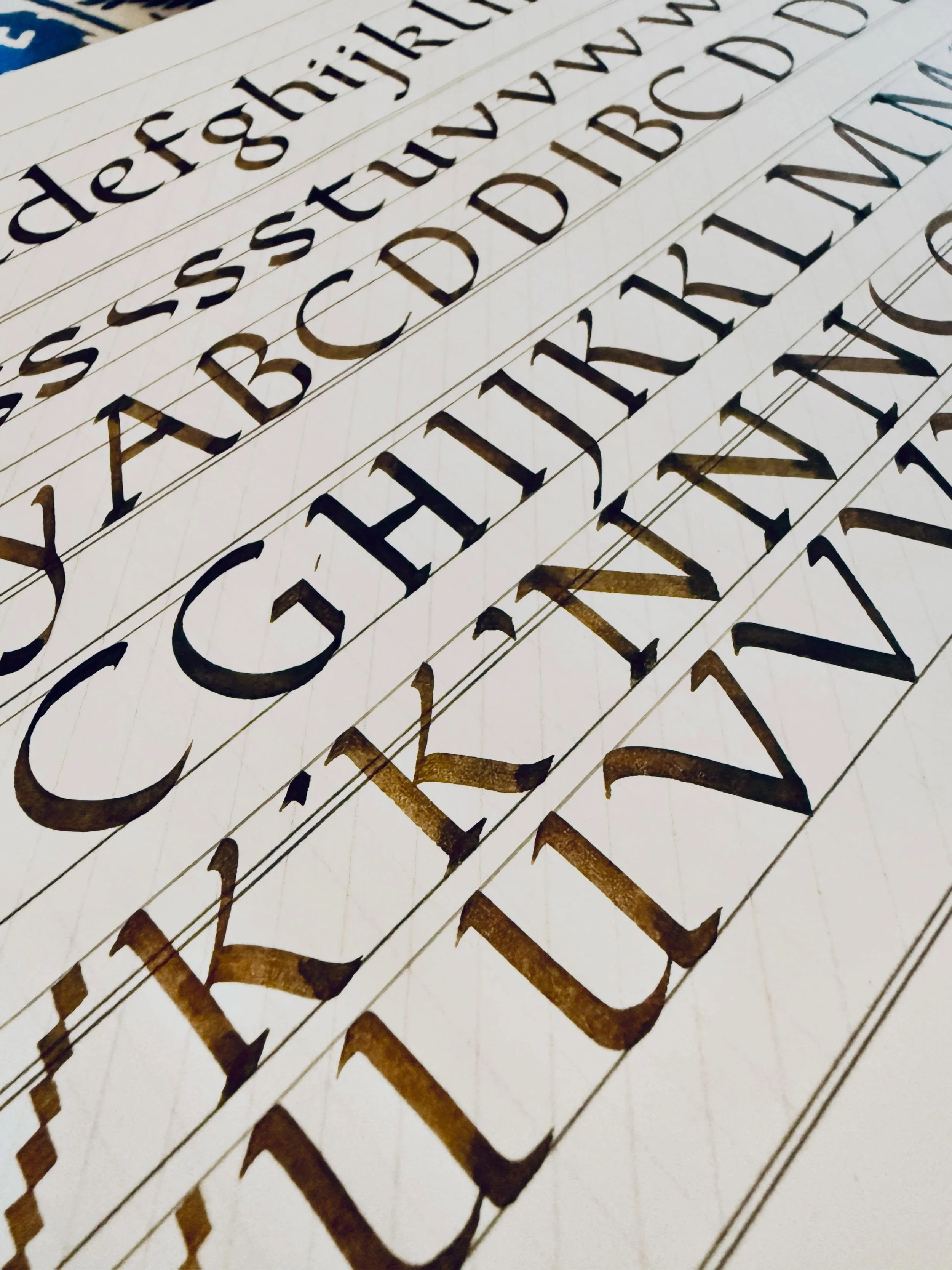 I&rsquo;ve been a little quiet here lately, spending more time working behind the scenes. Thought I&rsquo;d share some of my recent practice with you all.
.
#foundationalhand #broadedge #broadedgecalligraphy #calligraphy #keepwriting