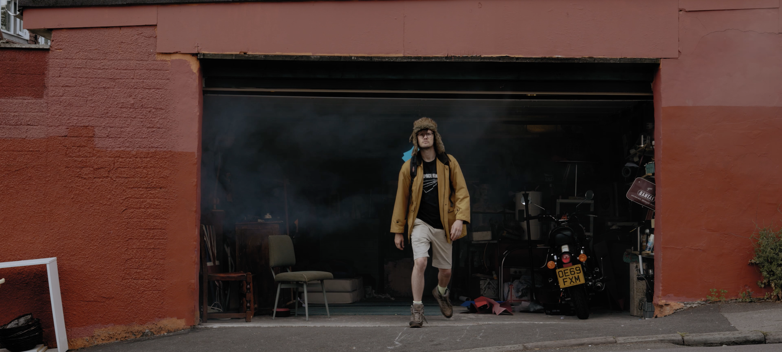 Twogood Music video Garry fingerloaf leaves leaves his garage