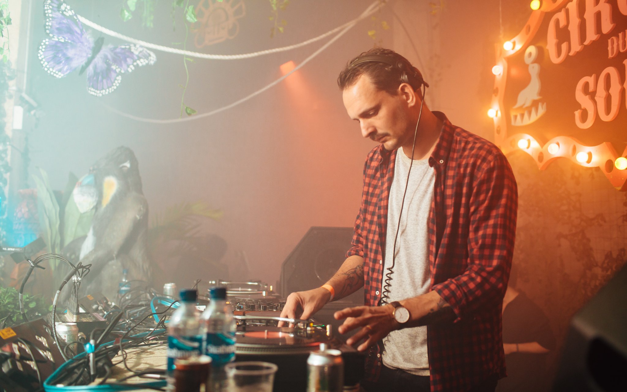 DJ E1, London
