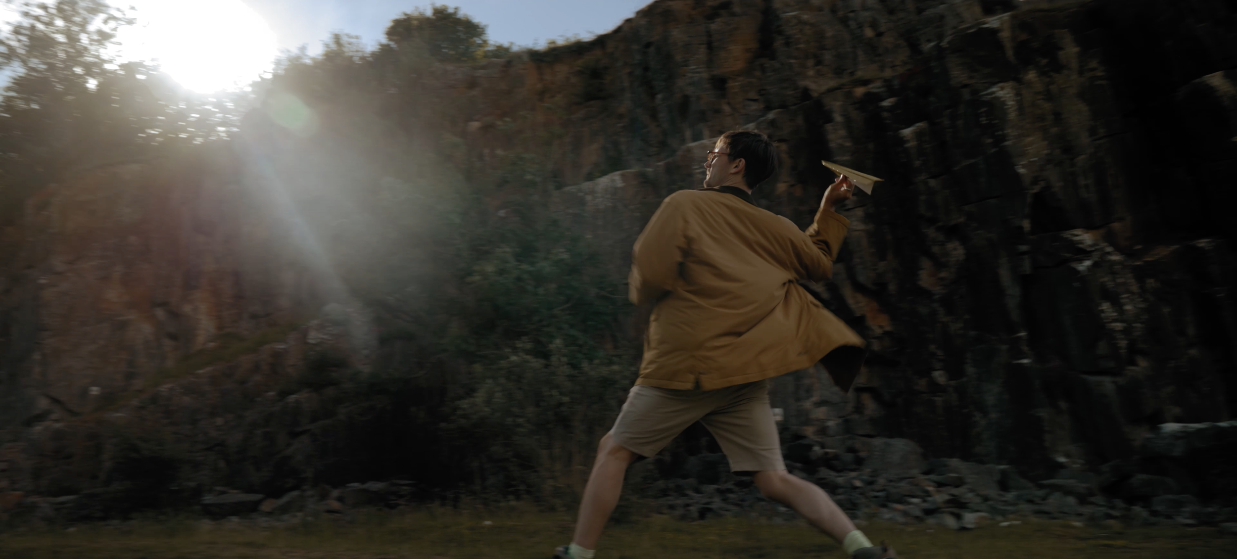 Twogood Music video Garry fingerloaf throws his special, sparkly aeroplane