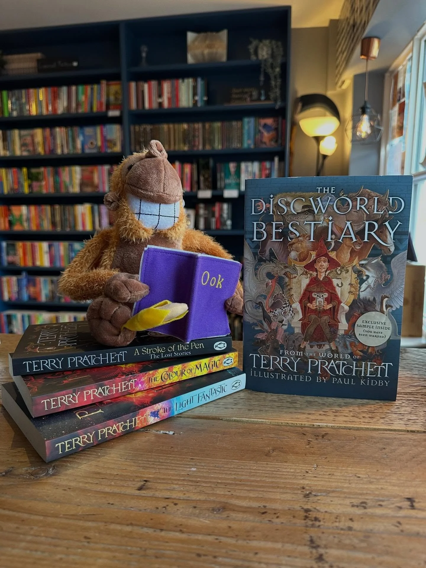 Happy #terrypratchettday everyone! 

To help celebrate the genius that is Mr Pratchett, we have exclusive samples of the upcoming The Discworld Bestiary, illustrated by @paulkidby and some Discworld Stickers-

We also have some fun activities that we