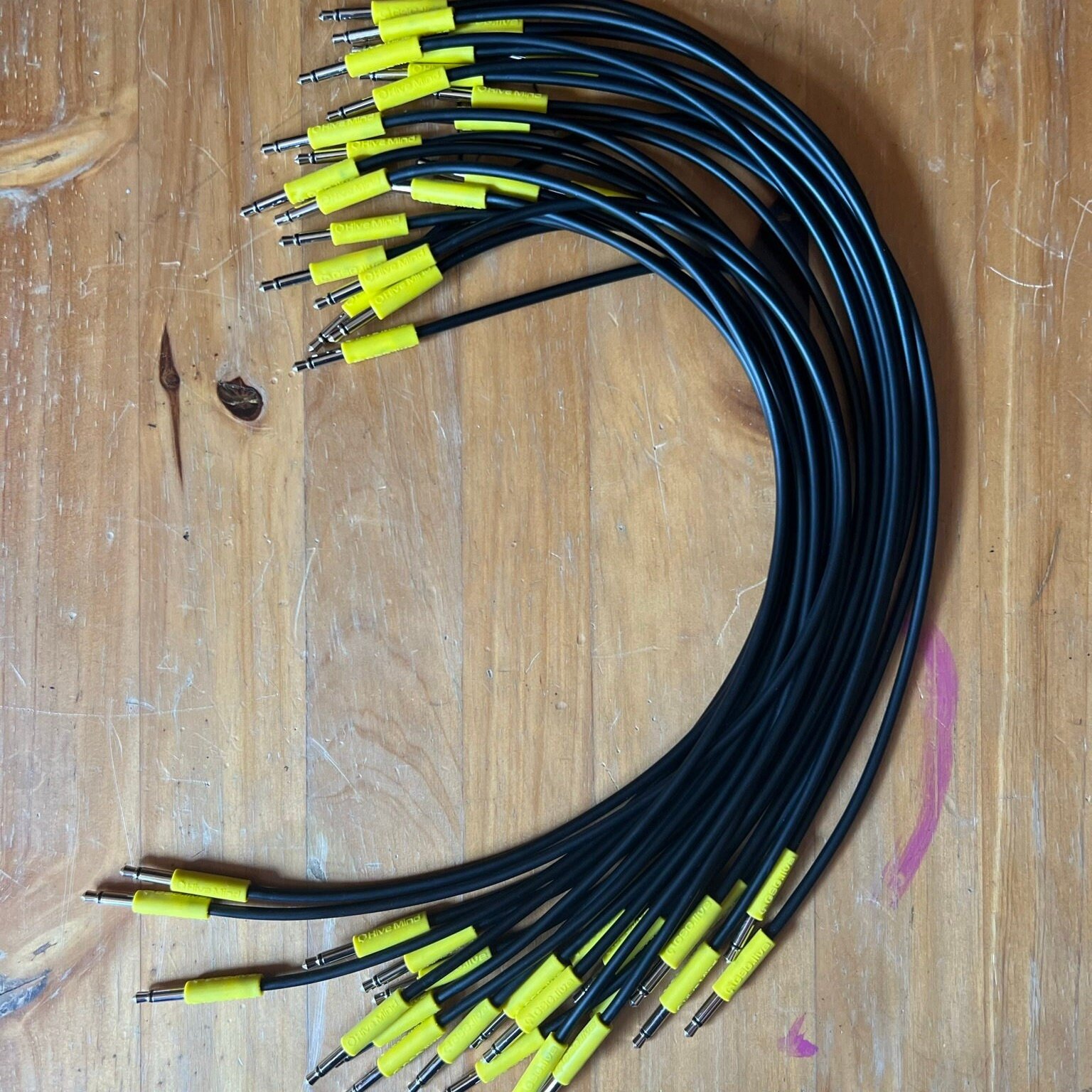 https://i.etsystatic.com/6191879/r/il/054ad2/5128853117/il_fullxfull.5128853117_c0gh.jpg