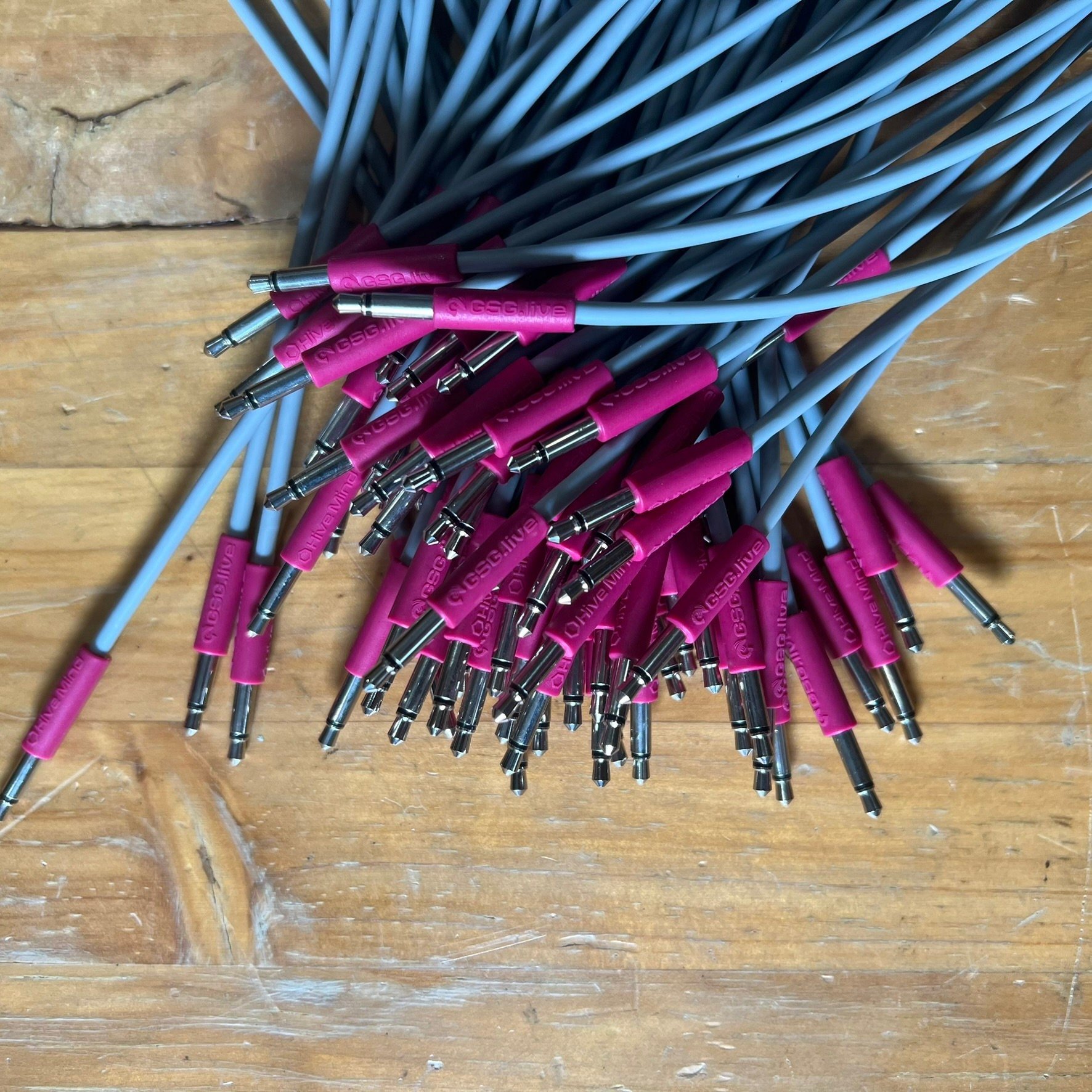 https://i.etsystatic.com/6191879/r/il/3b1f0e/6217072379/il_fullxfull.6217072379_hafh.jpg