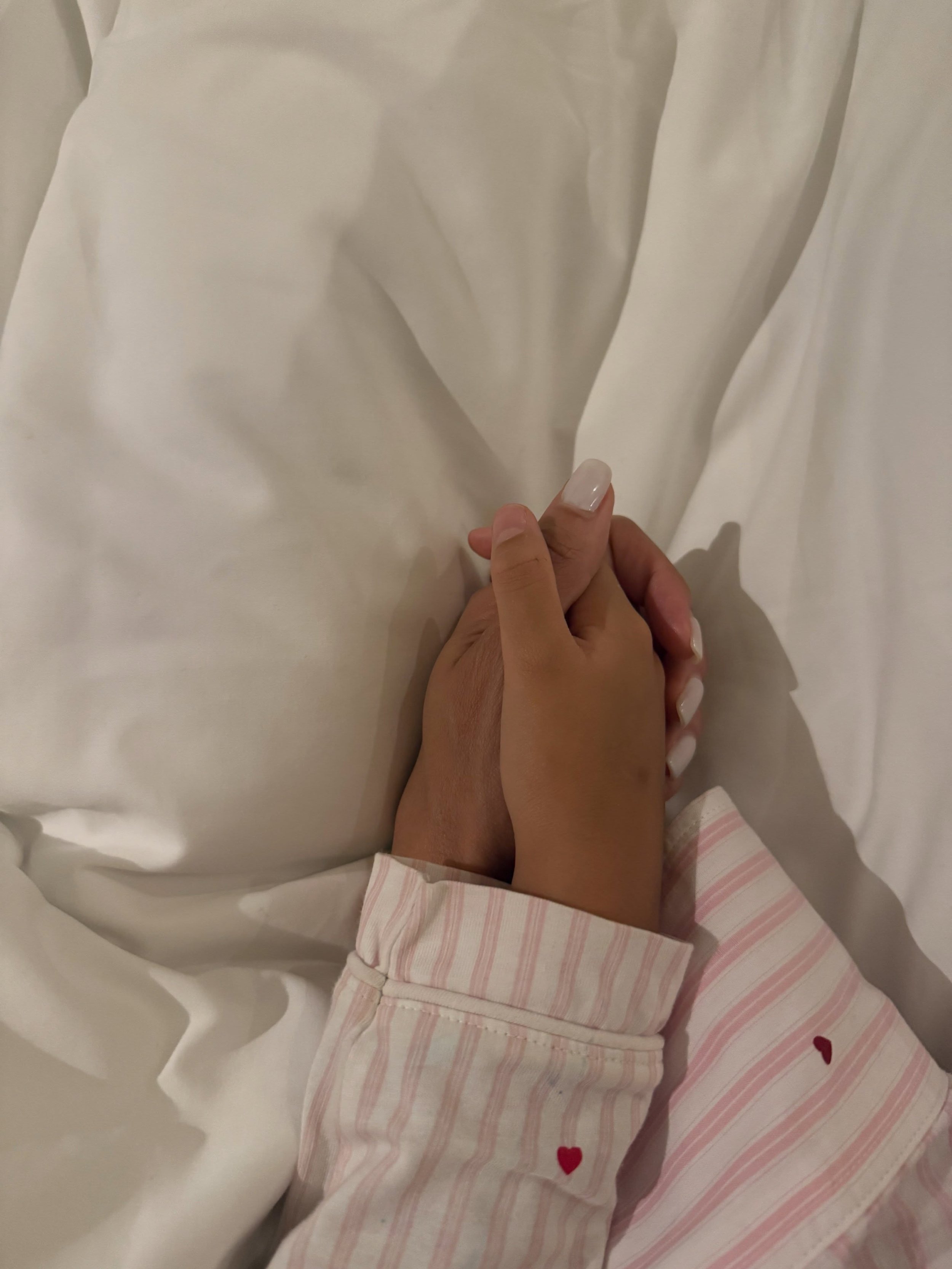 Some of the most important building happens quietly 💛

In bedtime conversations.
In little hands held tightly.
In encouragement, reassurance and love repeated over and over again.

Sekai and the Helpful Hammer is a celebration of the mothers and mot