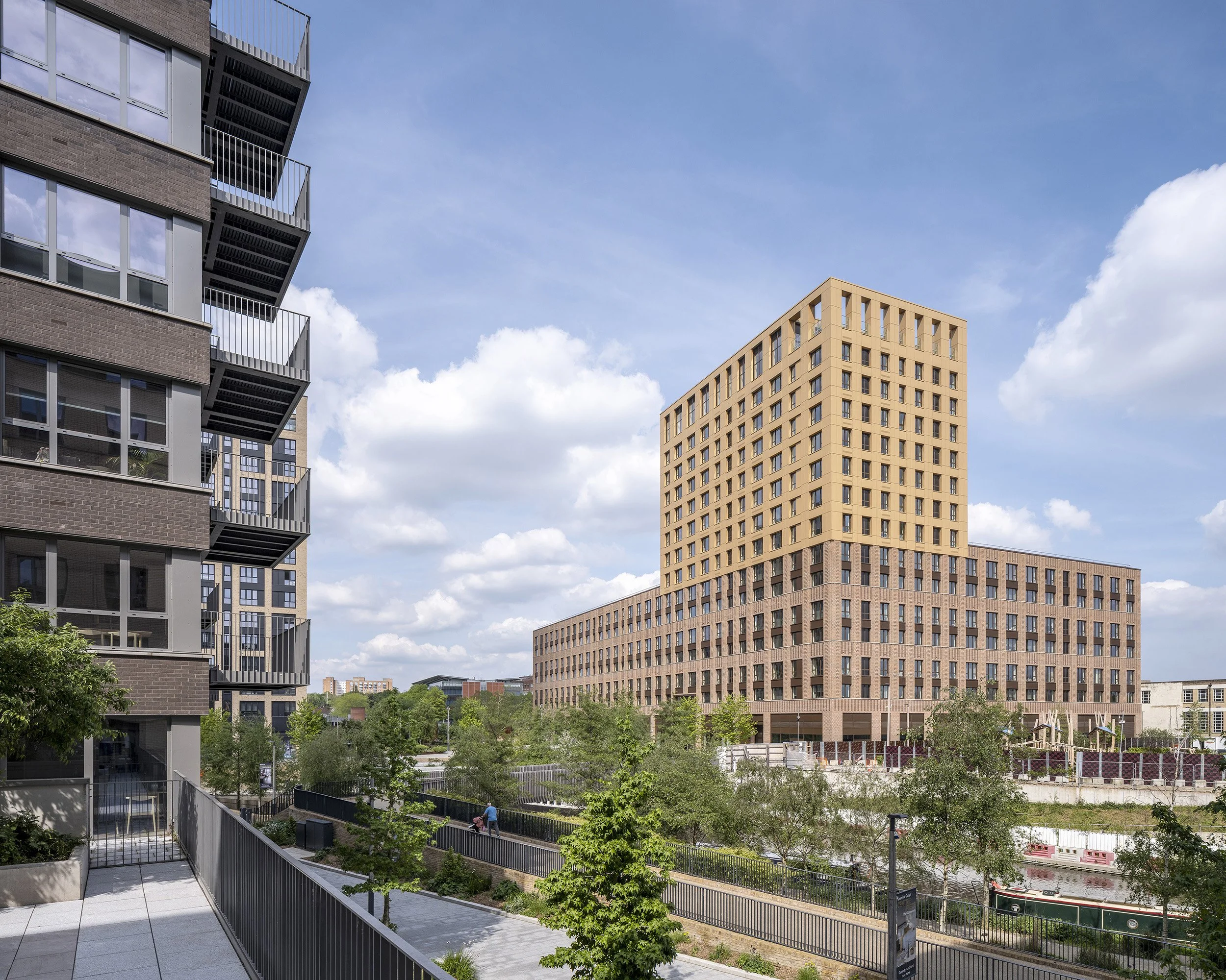 Kilian O’Sullivan Award Winning London Based Architectural Photographer & Interiors Photographer HTA Design Greenford Quay
