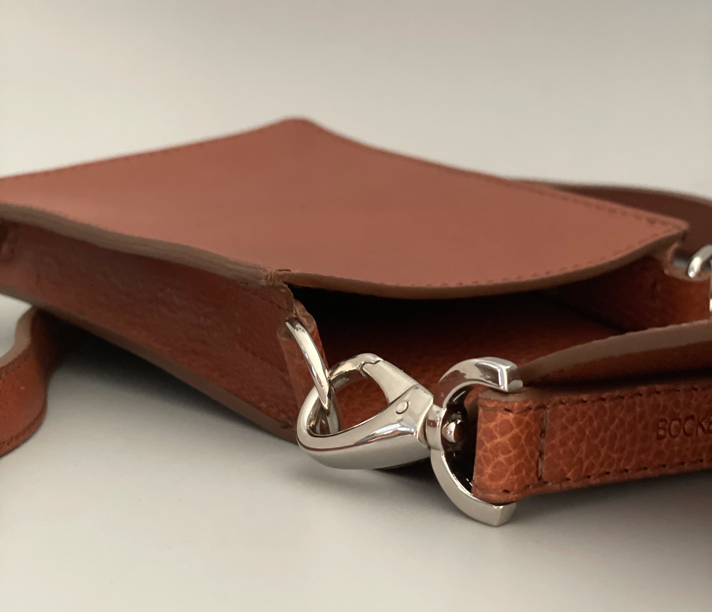 https://i.etsystatic.com/32130773/r/il/cbb8f5/3569633686/il_fullxfull.3569633686_rt0i.jpg