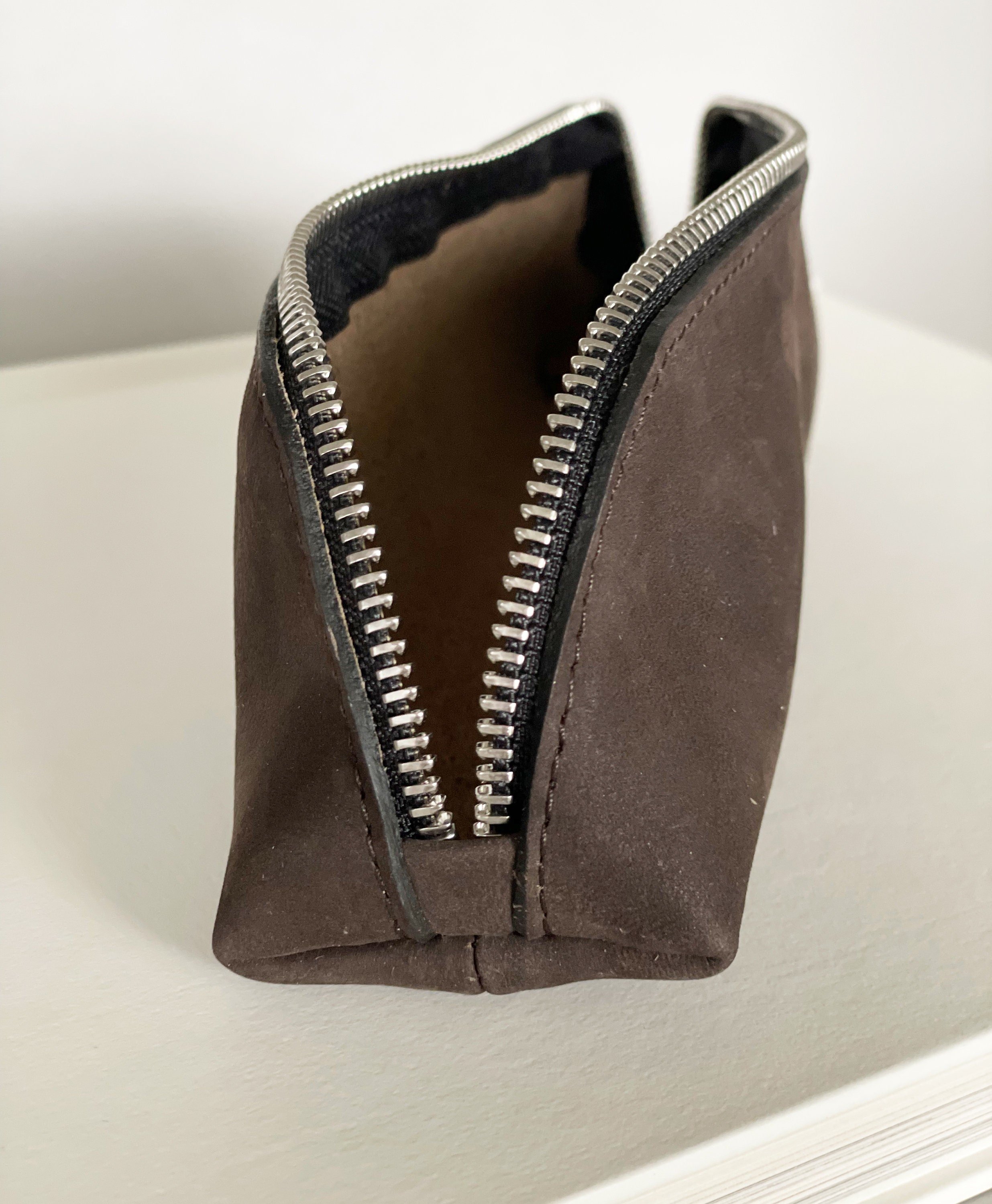 https://i.etsystatic.com/32130773/r/il/d4dc60/3662770098/il_fullxfull.3662770098_qmub.jpg