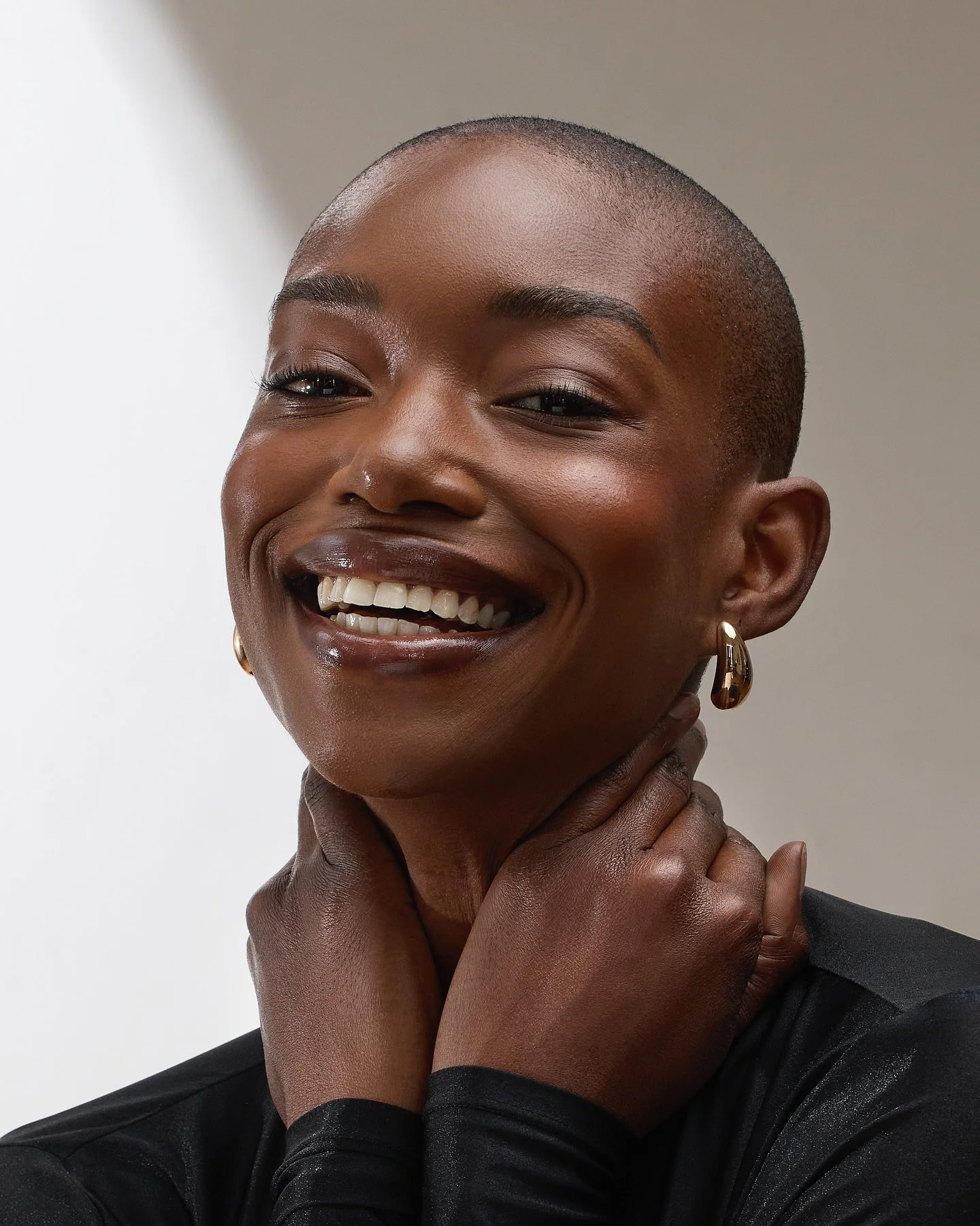 Channeling the strength exuding from Iyanna during our recent beauty shoot 🤍🌟

Photo: @hannahschwob 
Model: @iyannathemodel @wespeakmodels 
Makeup: @simplysarajademakeupartist 

#makeupbysarajade #makeupartist #beautyshoot #beautycampaign #nycmakeu