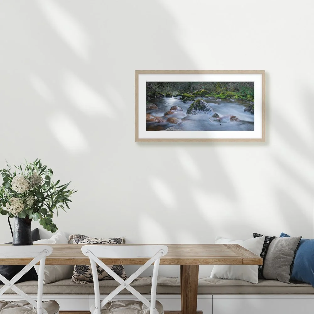 streamscape-pano_700-x-319mm_50mm_springfield_interior-kitchen-table.jpg