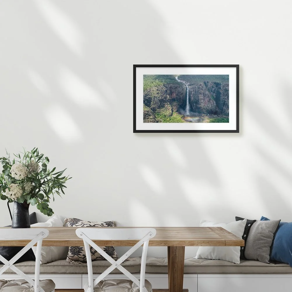 wallaman-falls_600-x-337mm_50mm_zeppelin-slim_interior-kitchen-table.jpg