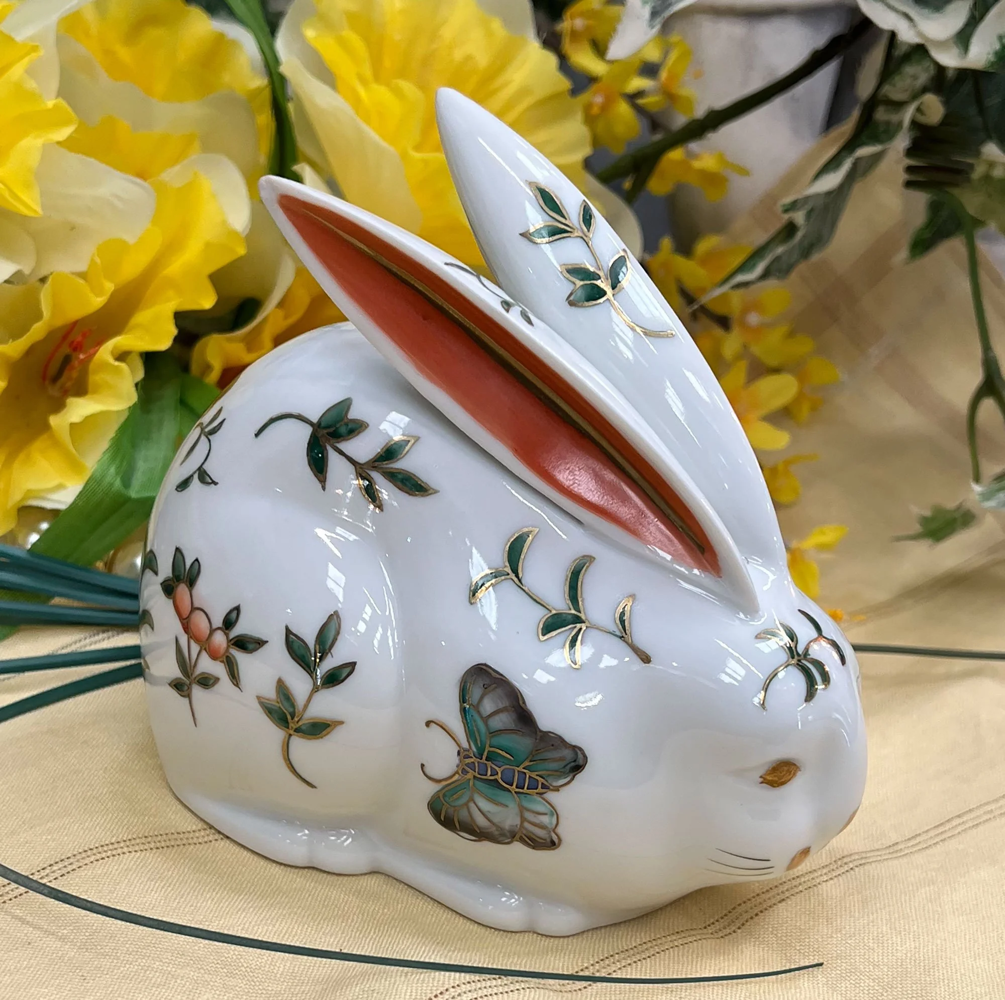 China, decorative rabbit
