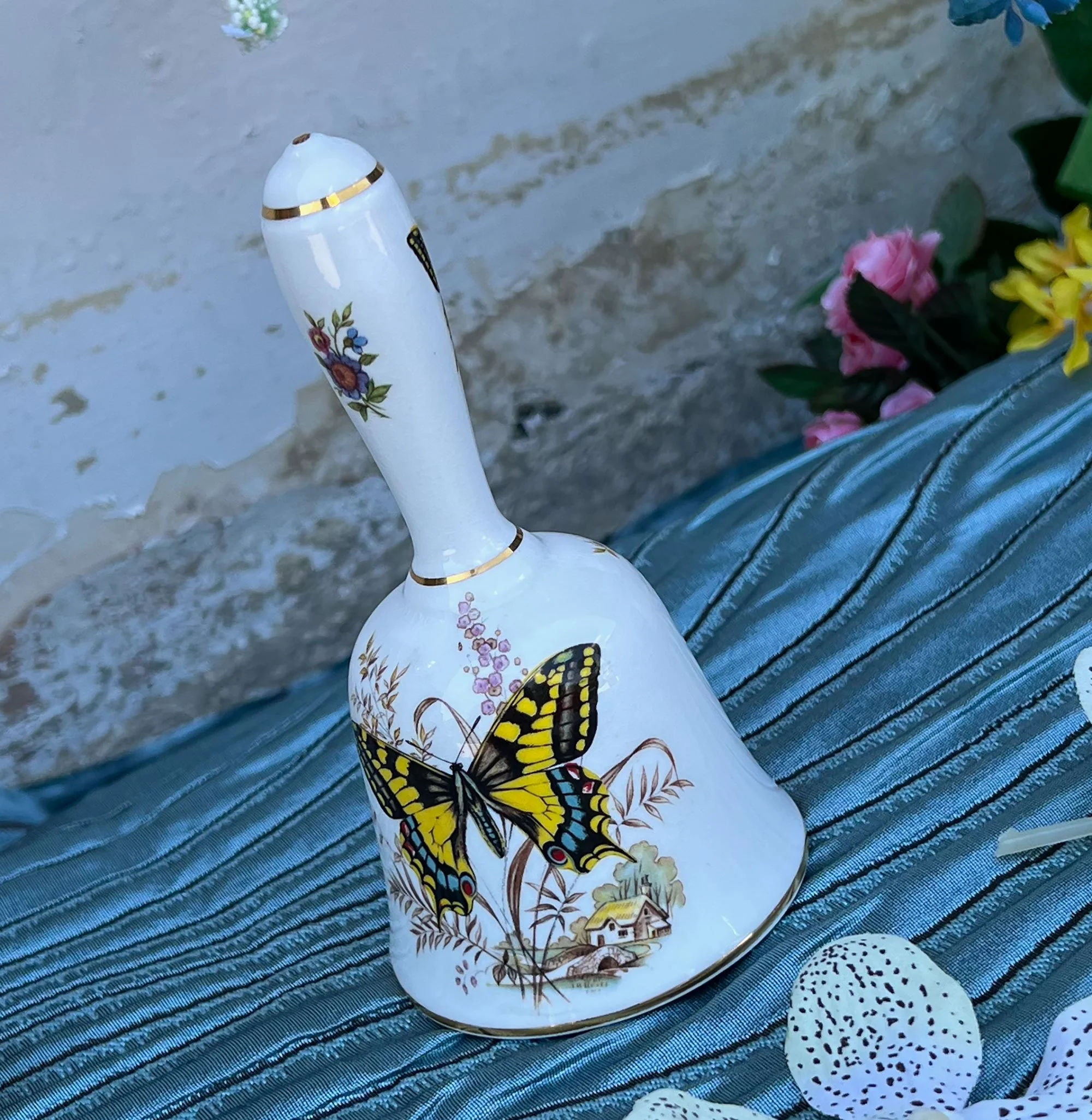 Victoria China, fine bone china bell