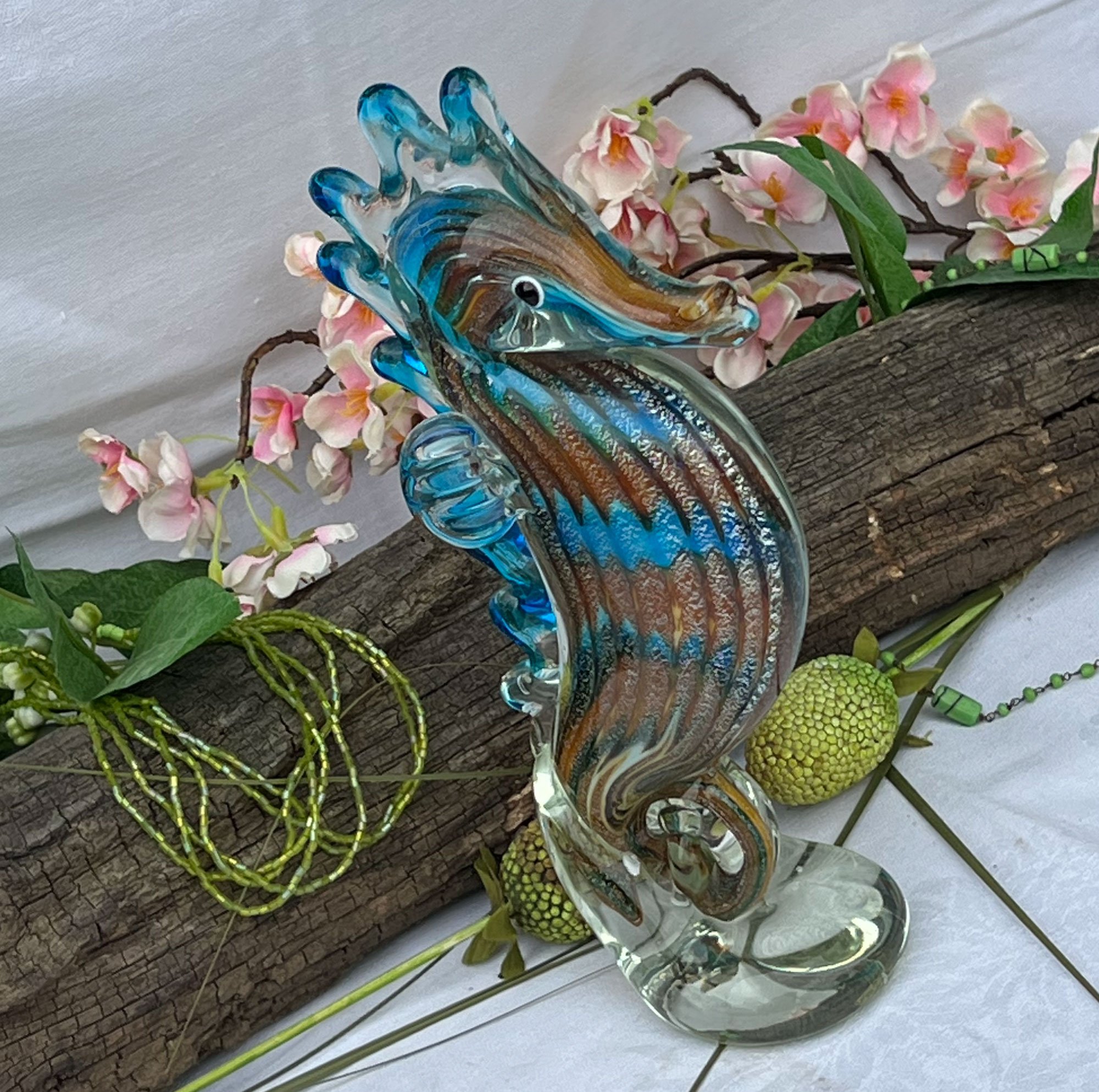 seahorse2-pod16.jpg
