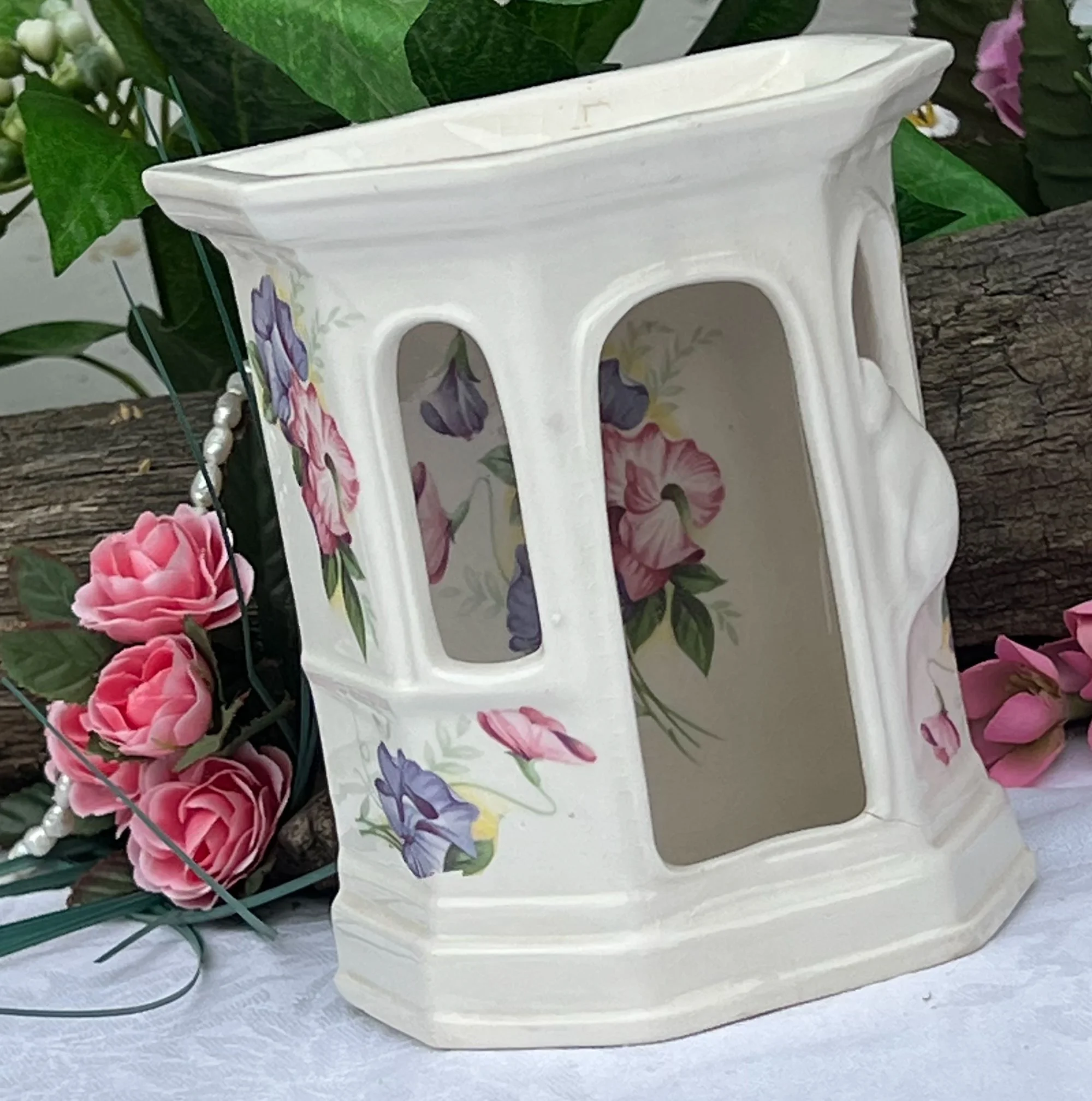 Cottage Pottery Oil Burner