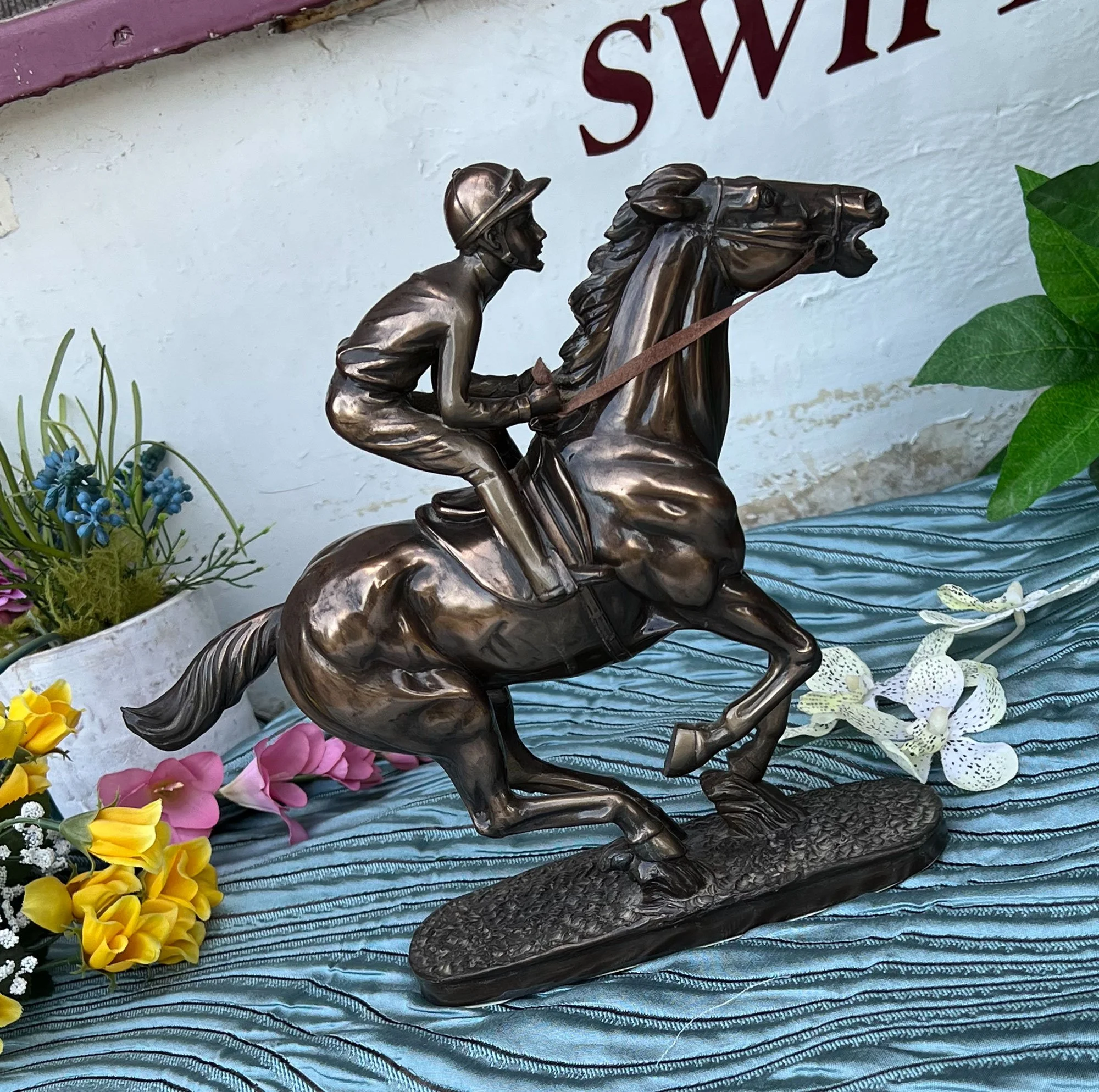 horse2-pod64.jpg