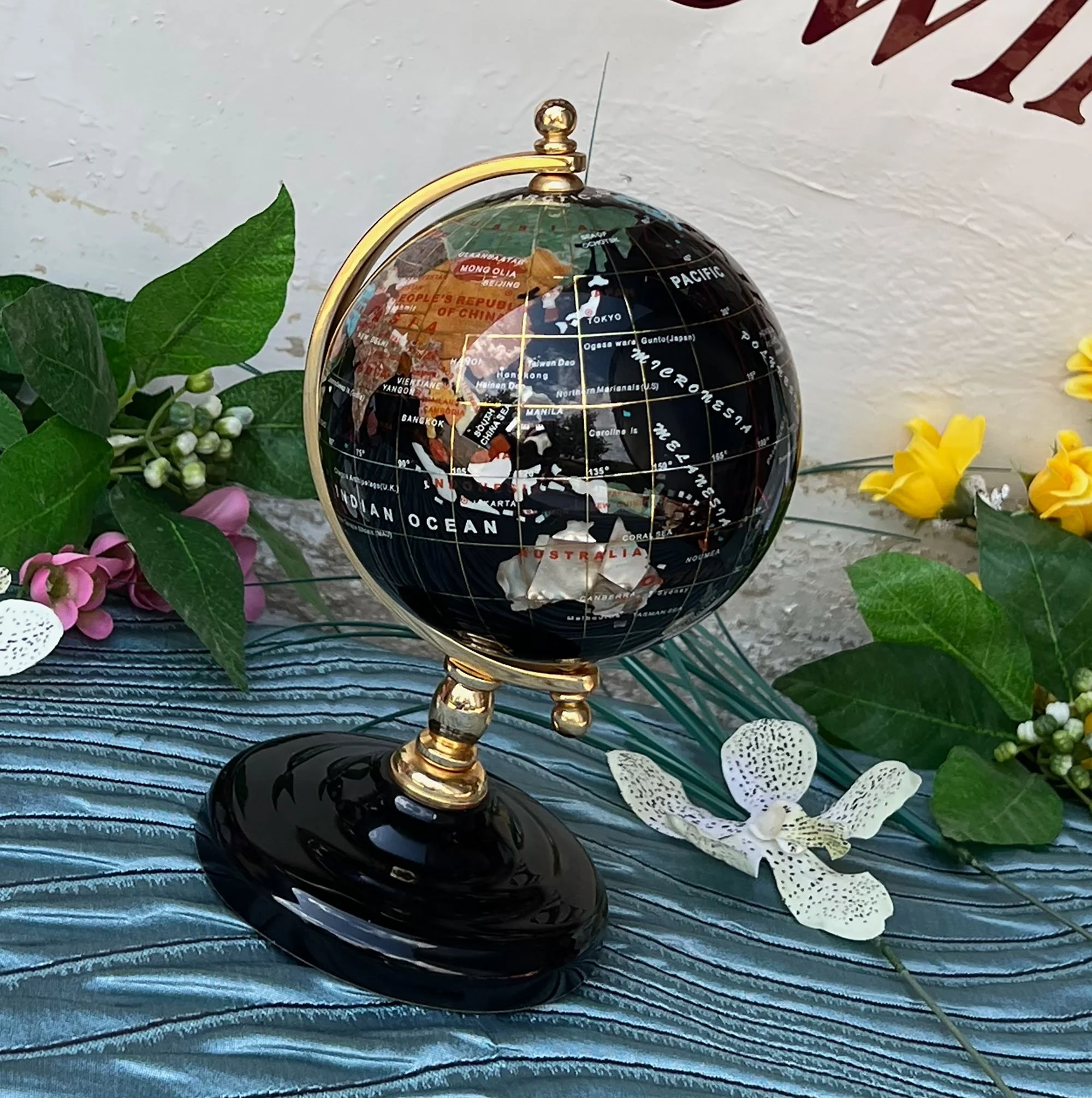 globe2-pod61.jpg