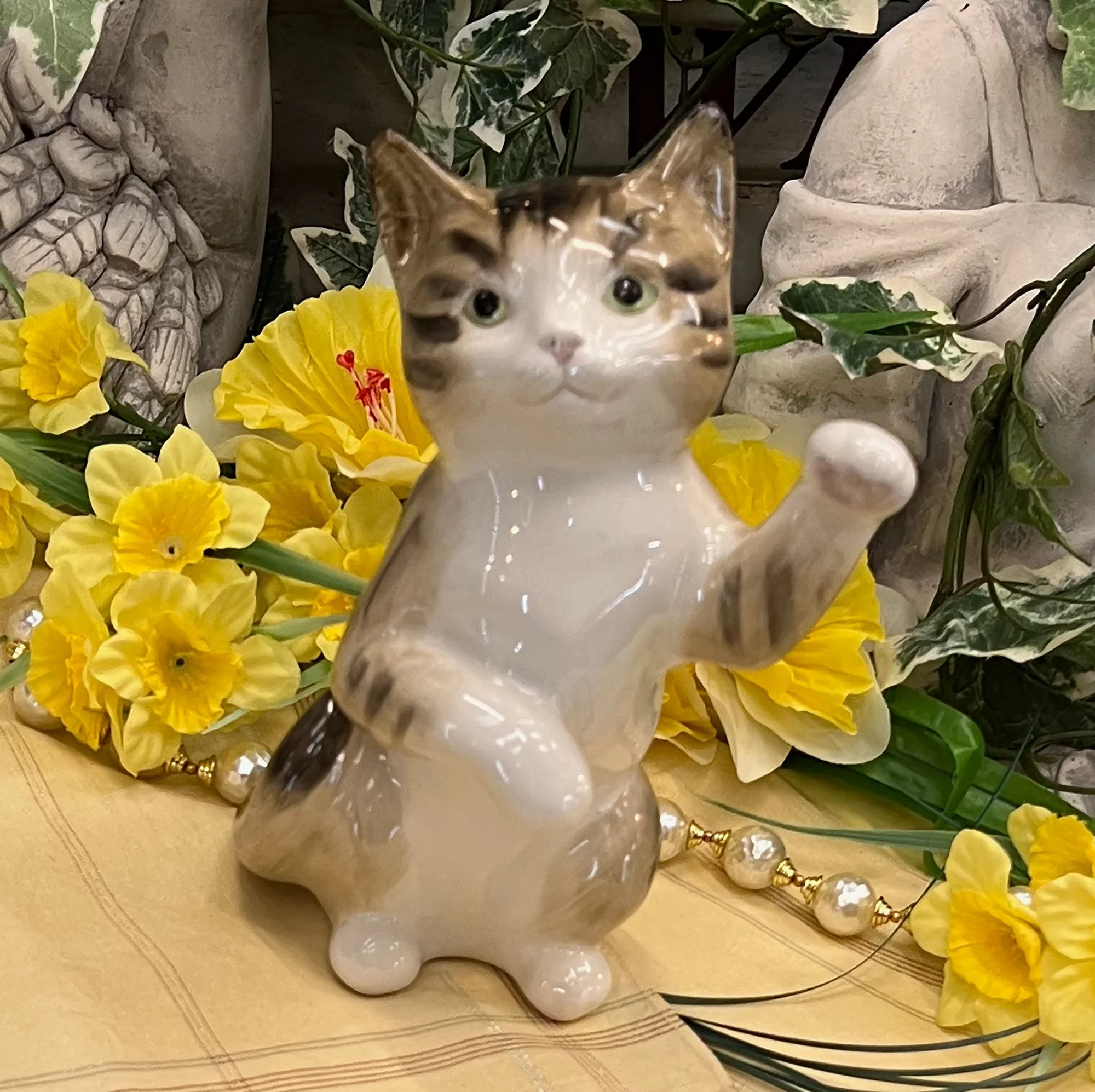 Just Cats Ceramic Cat