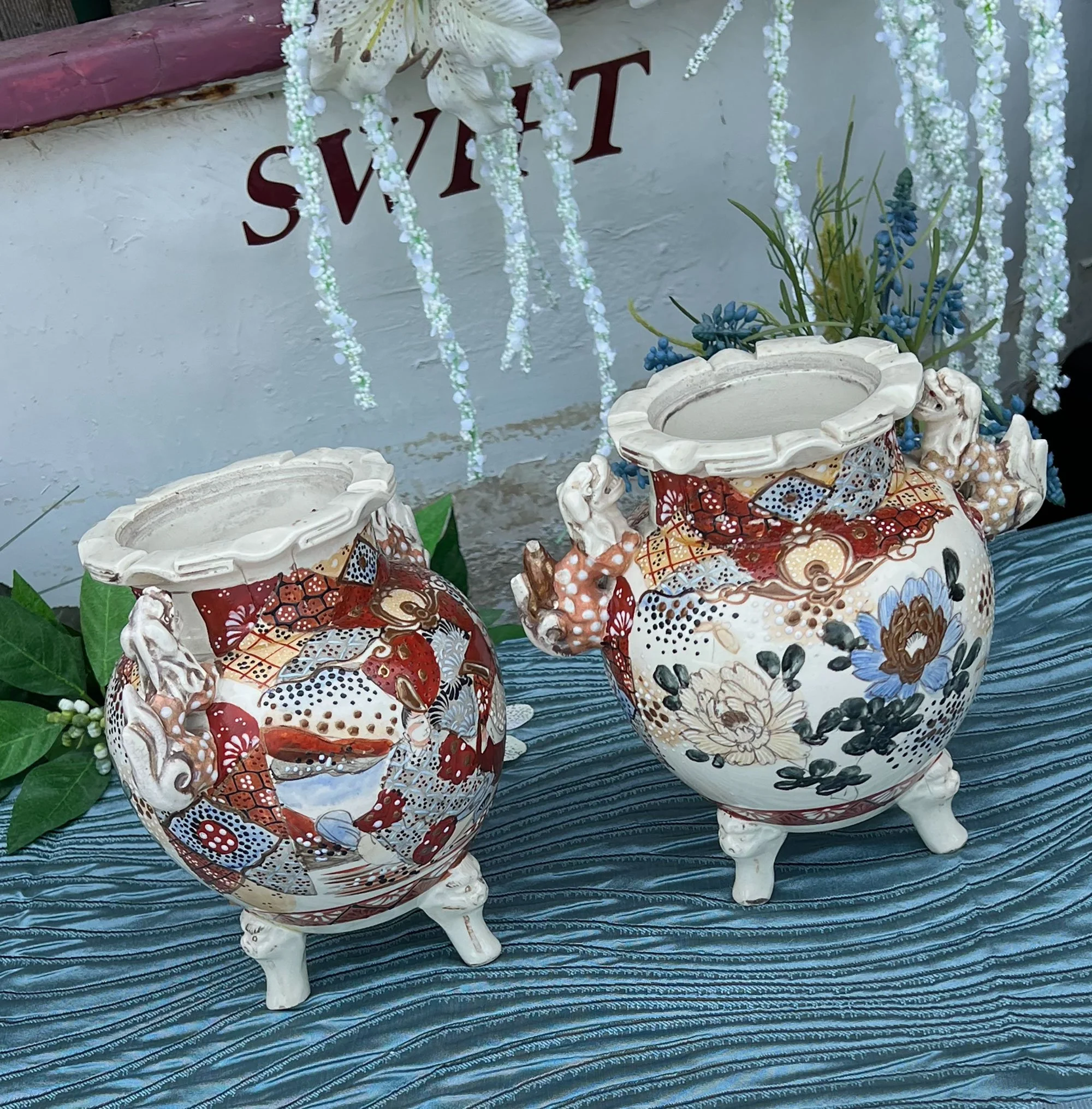 Antique Japan vases