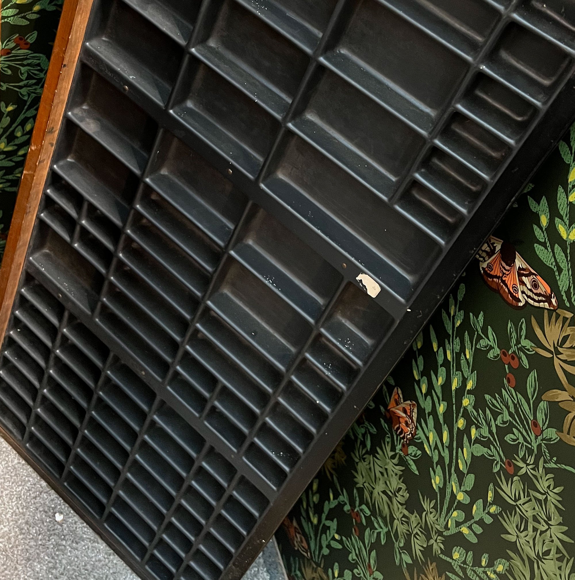 Re-purposed printers tray