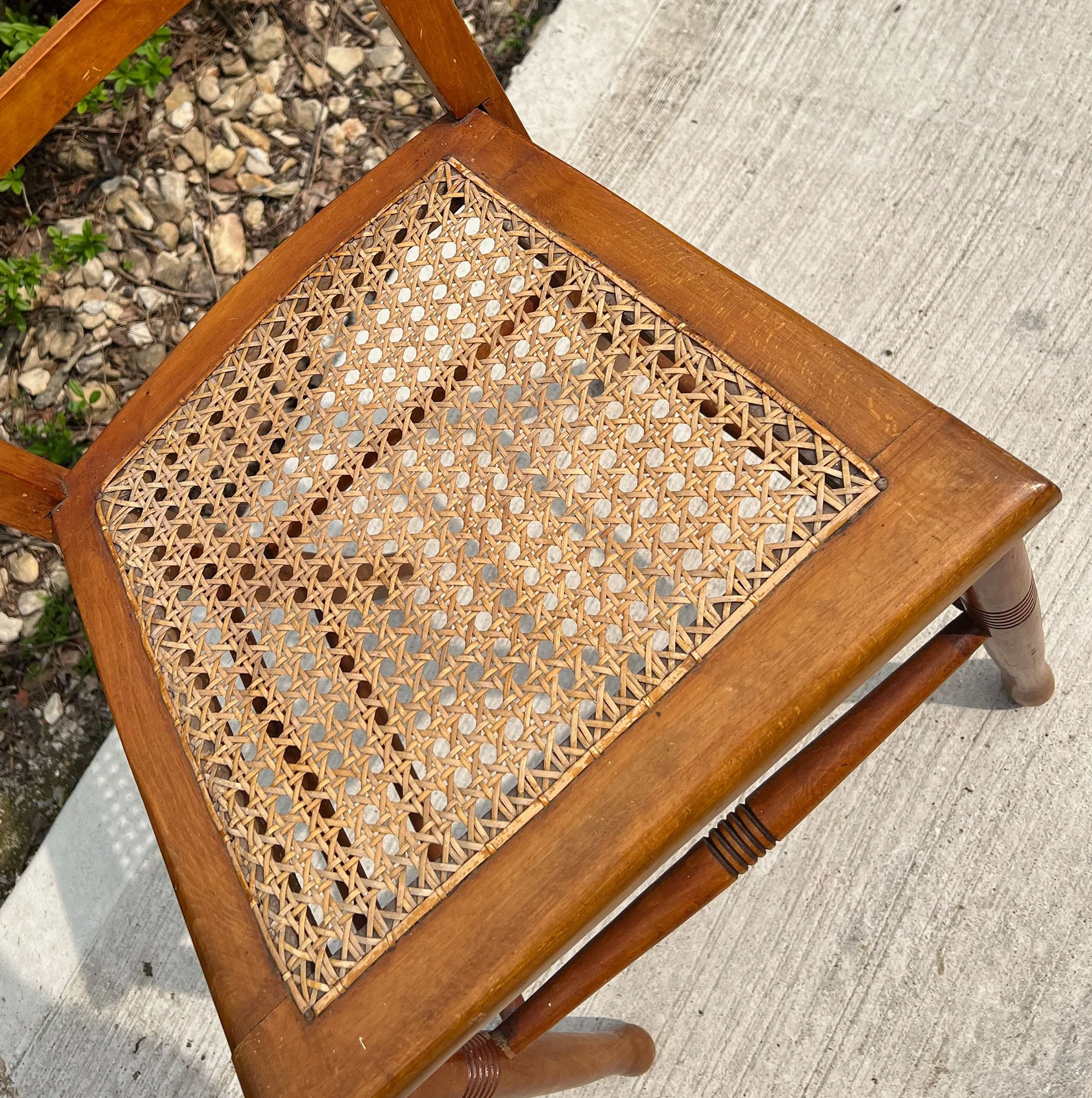 chair2-pod106.jpg