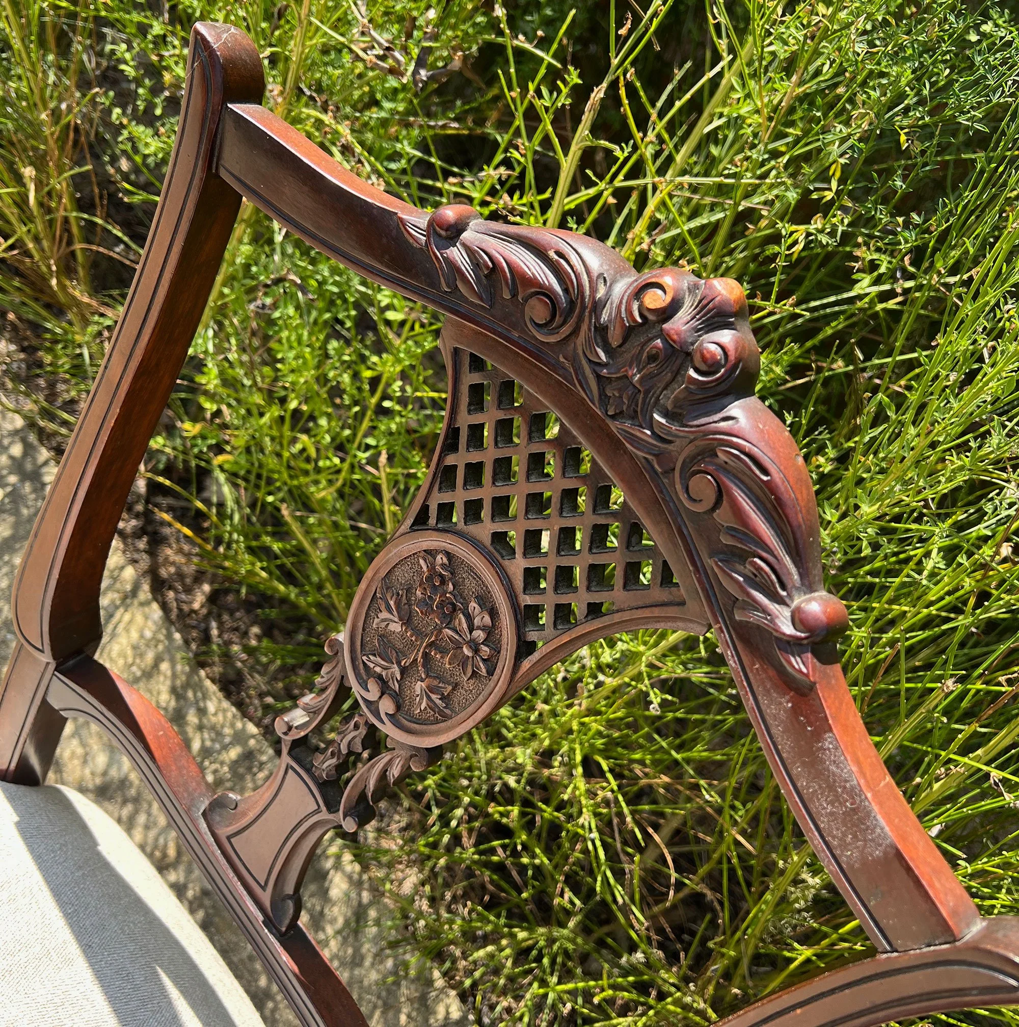 chair2-pod75.jpg