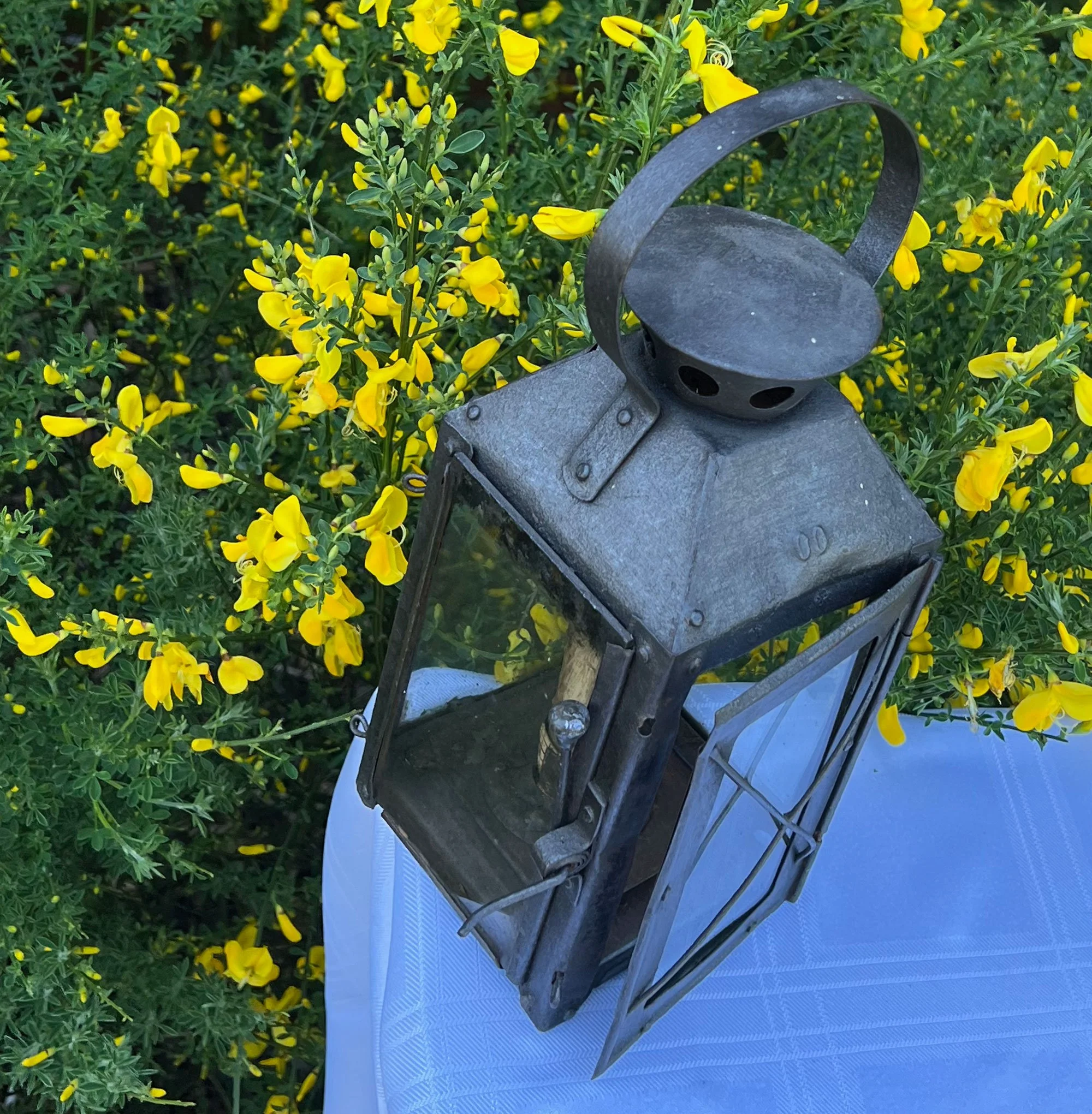 lantern3.jpg