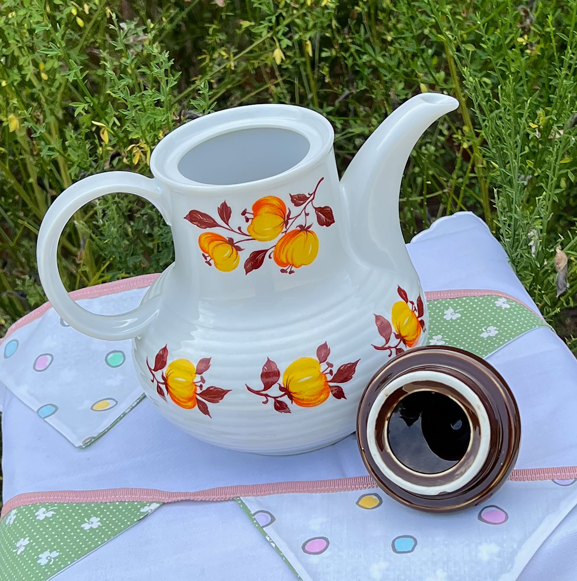teapot2-pod44.jpg