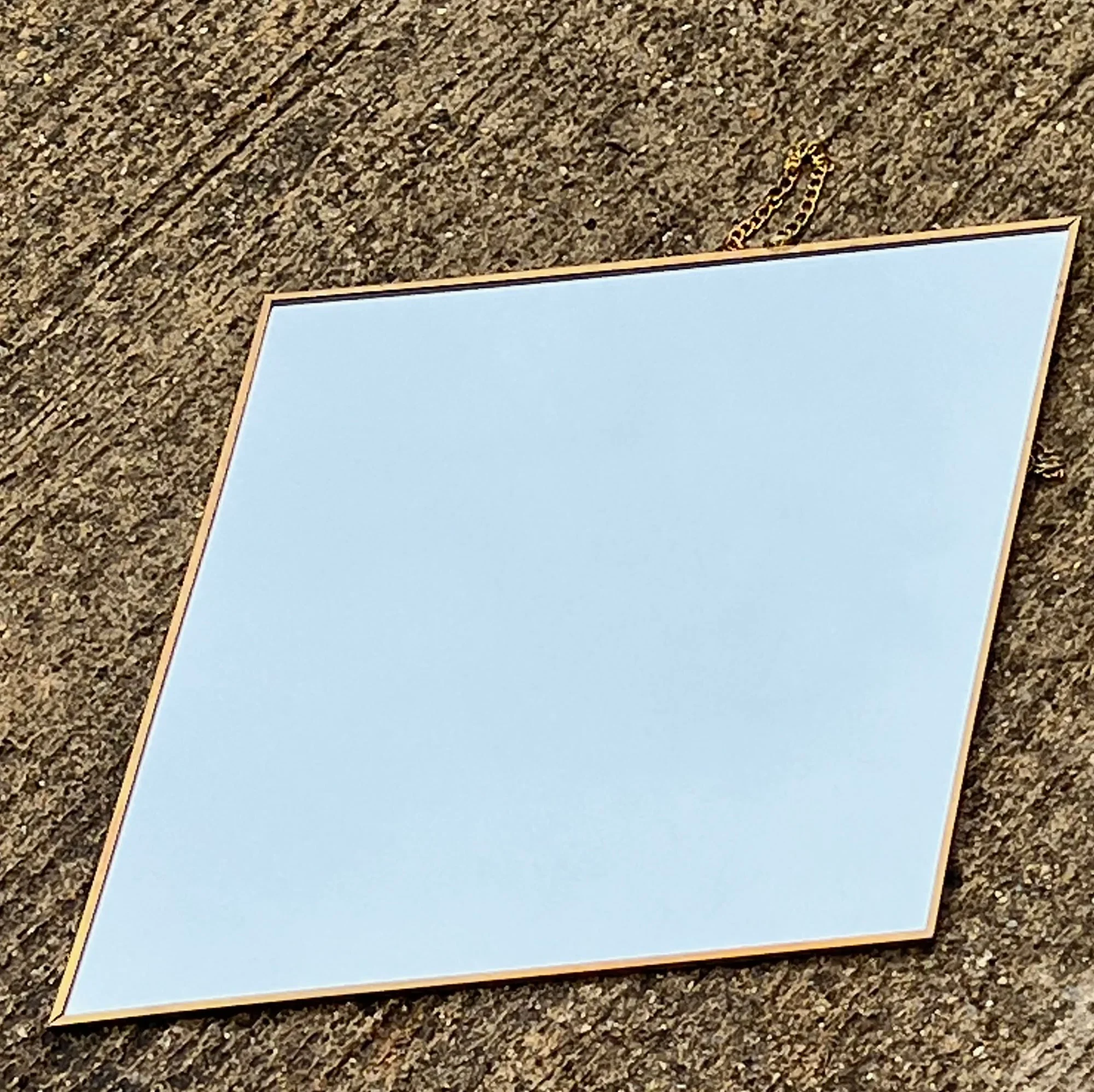 mirror2-pod69.jpg