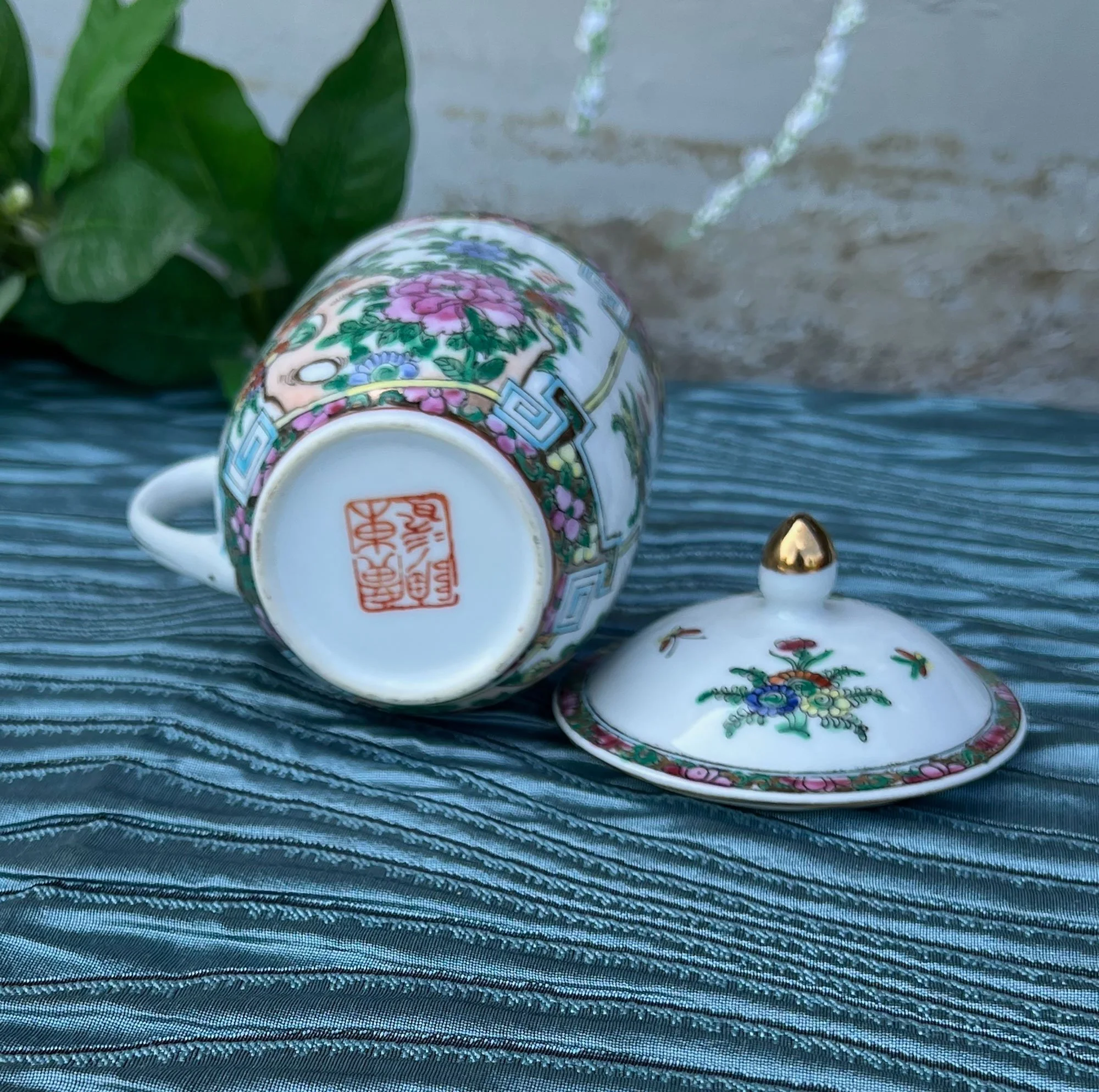 teacup3-pod94.jpg