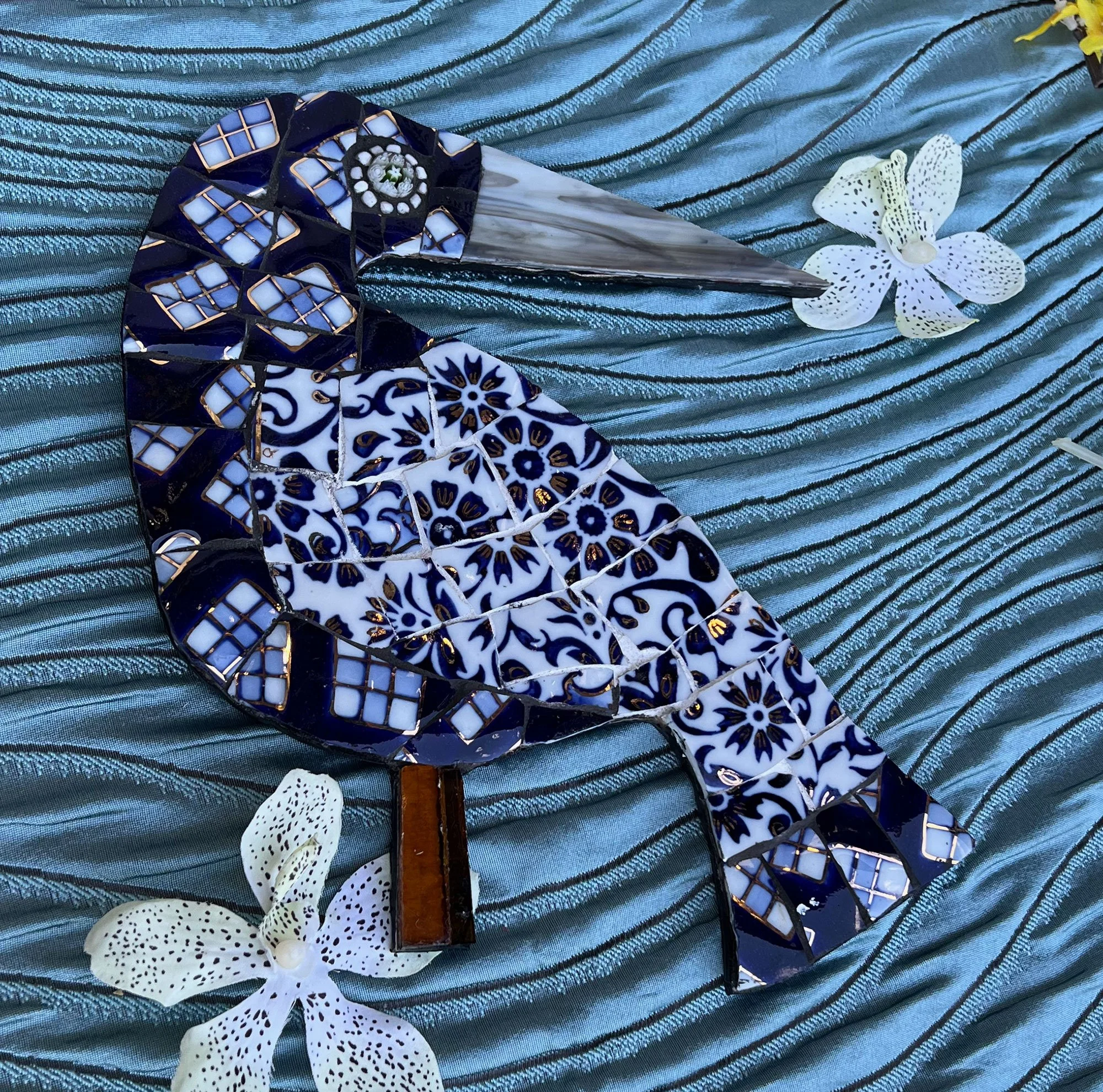 Mosaic china funky gull
