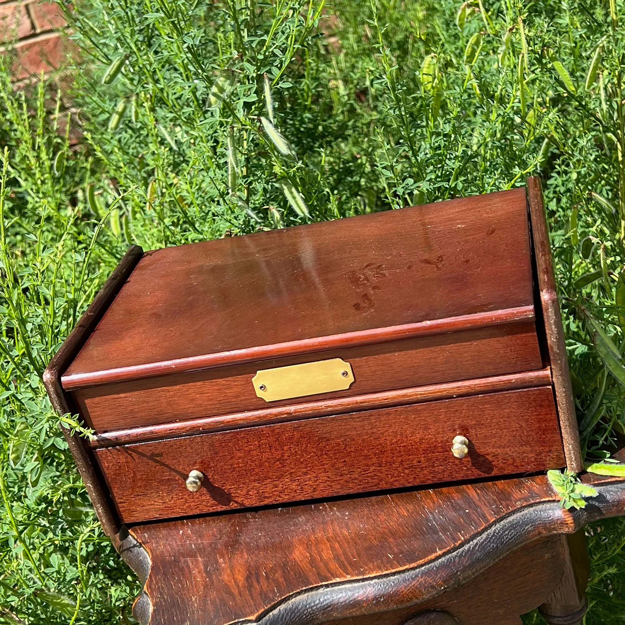 box-.jpg