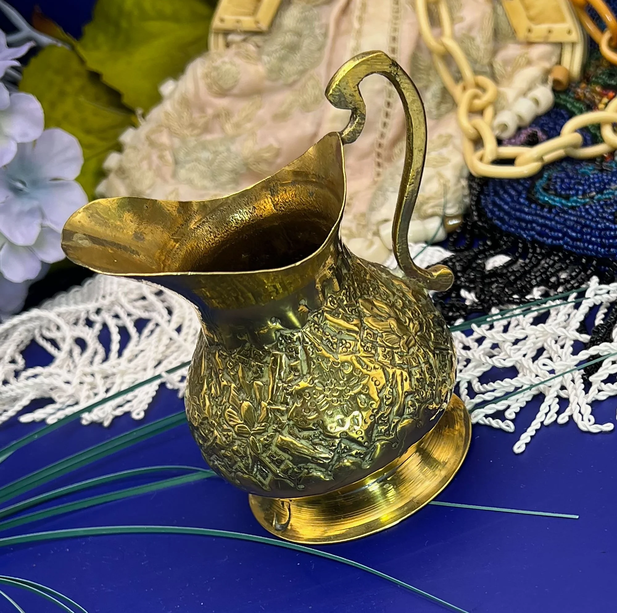 brassjug-pod82.jpg