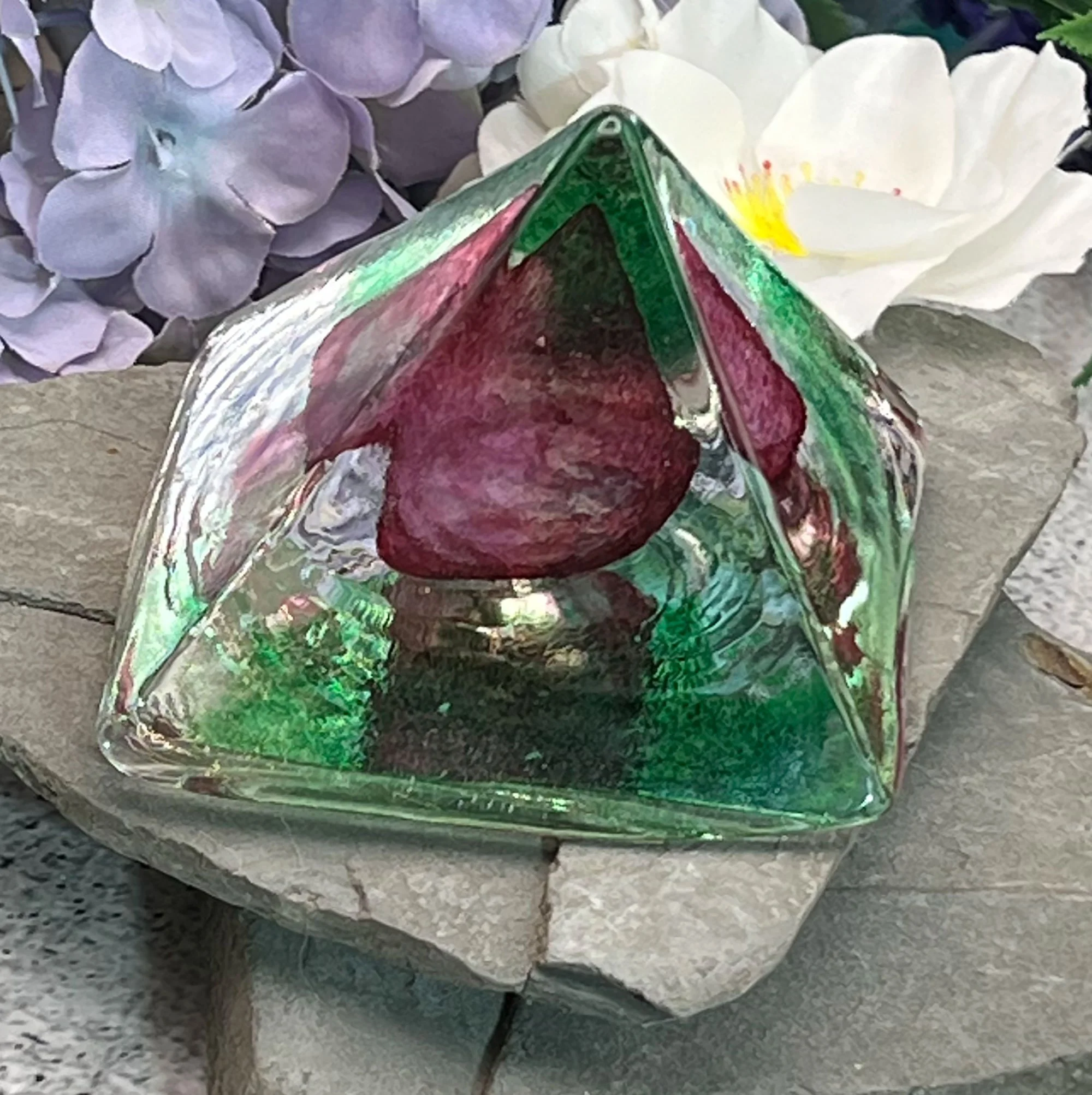 pyramid2-pod82.jpg