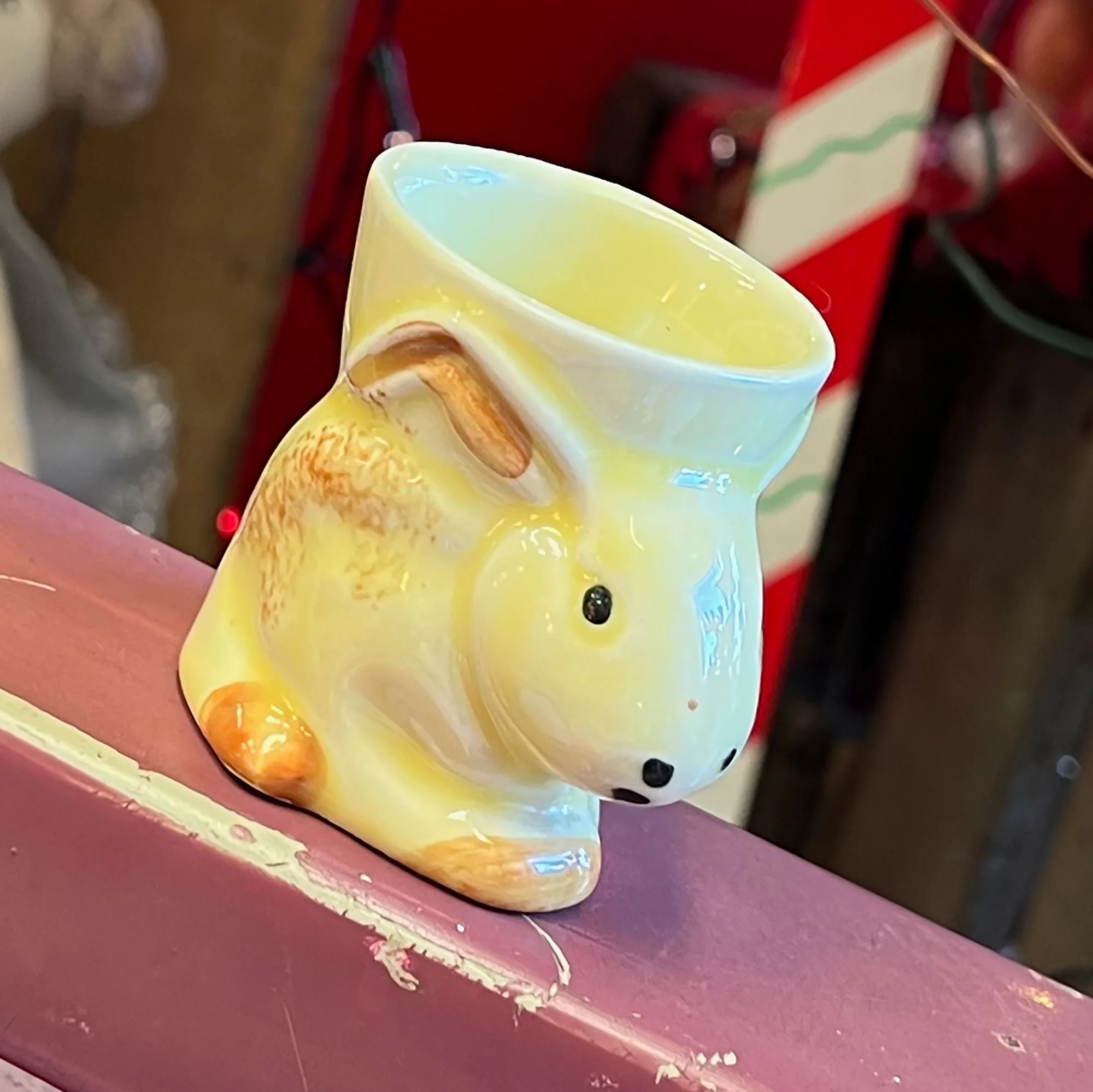 bunnyeggcup.jpg