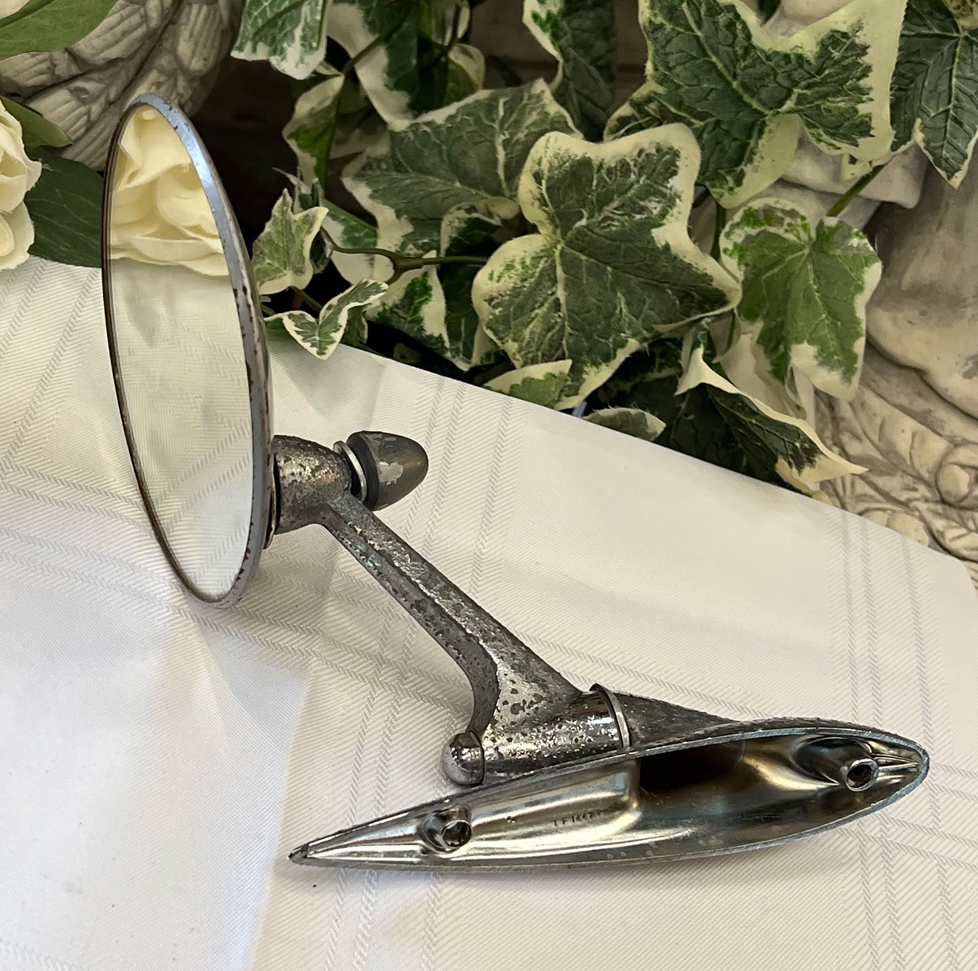 Classic car wing mirror TF 1447