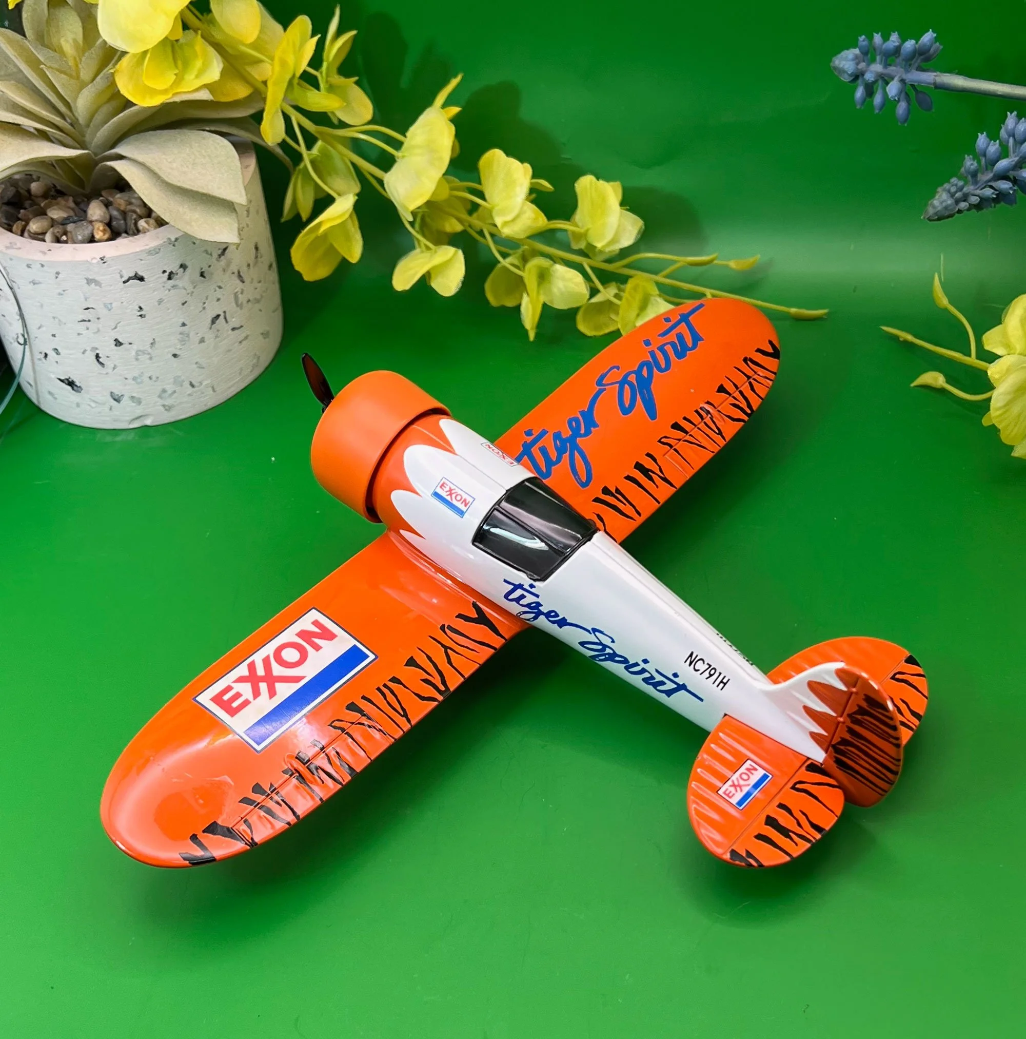 plane2-pod82.jpg