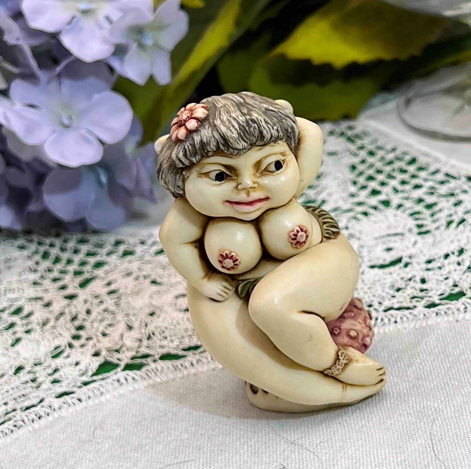 2001 Femme Fatale fairy pot