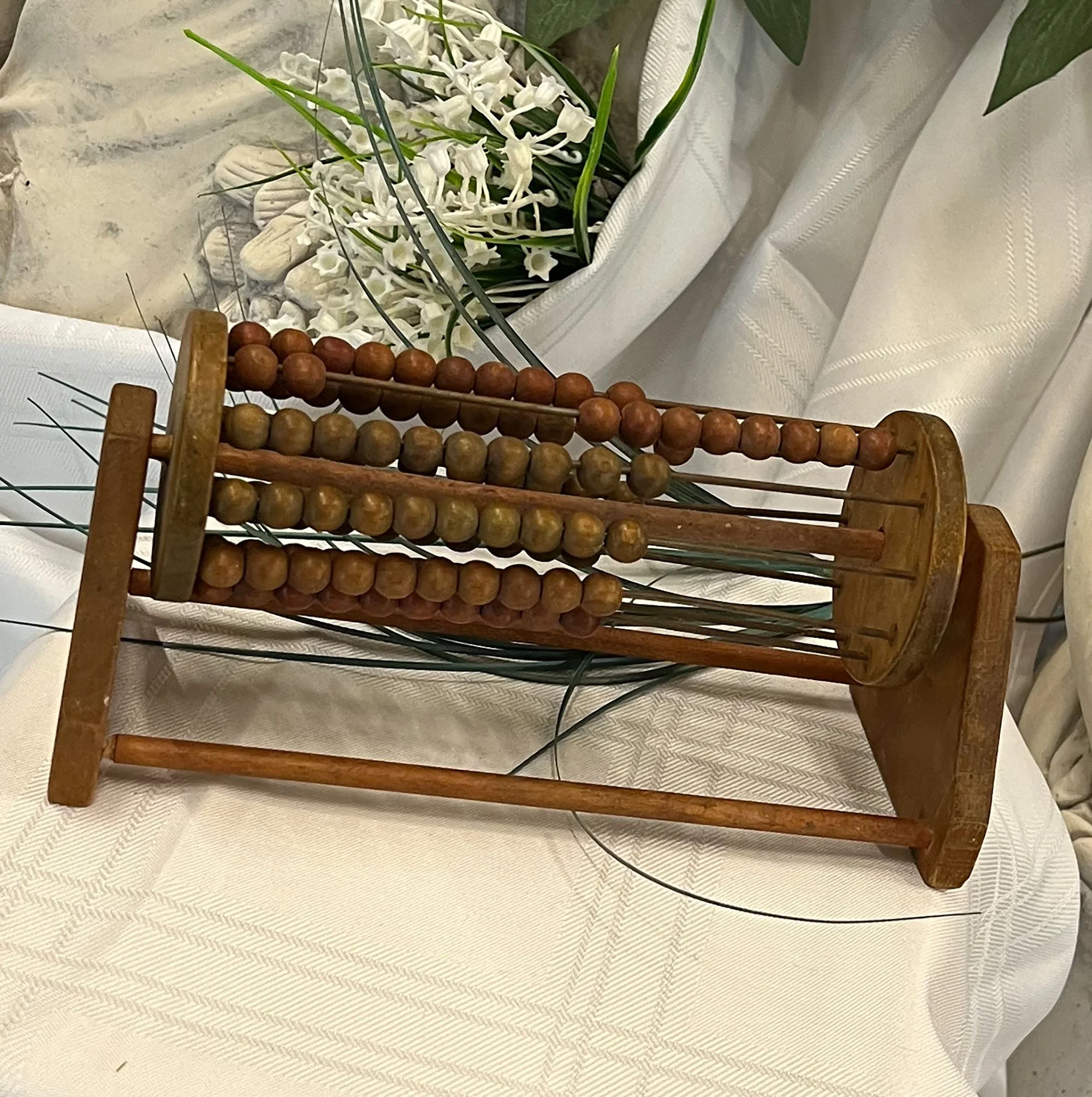 Vintage rotating abacus toy