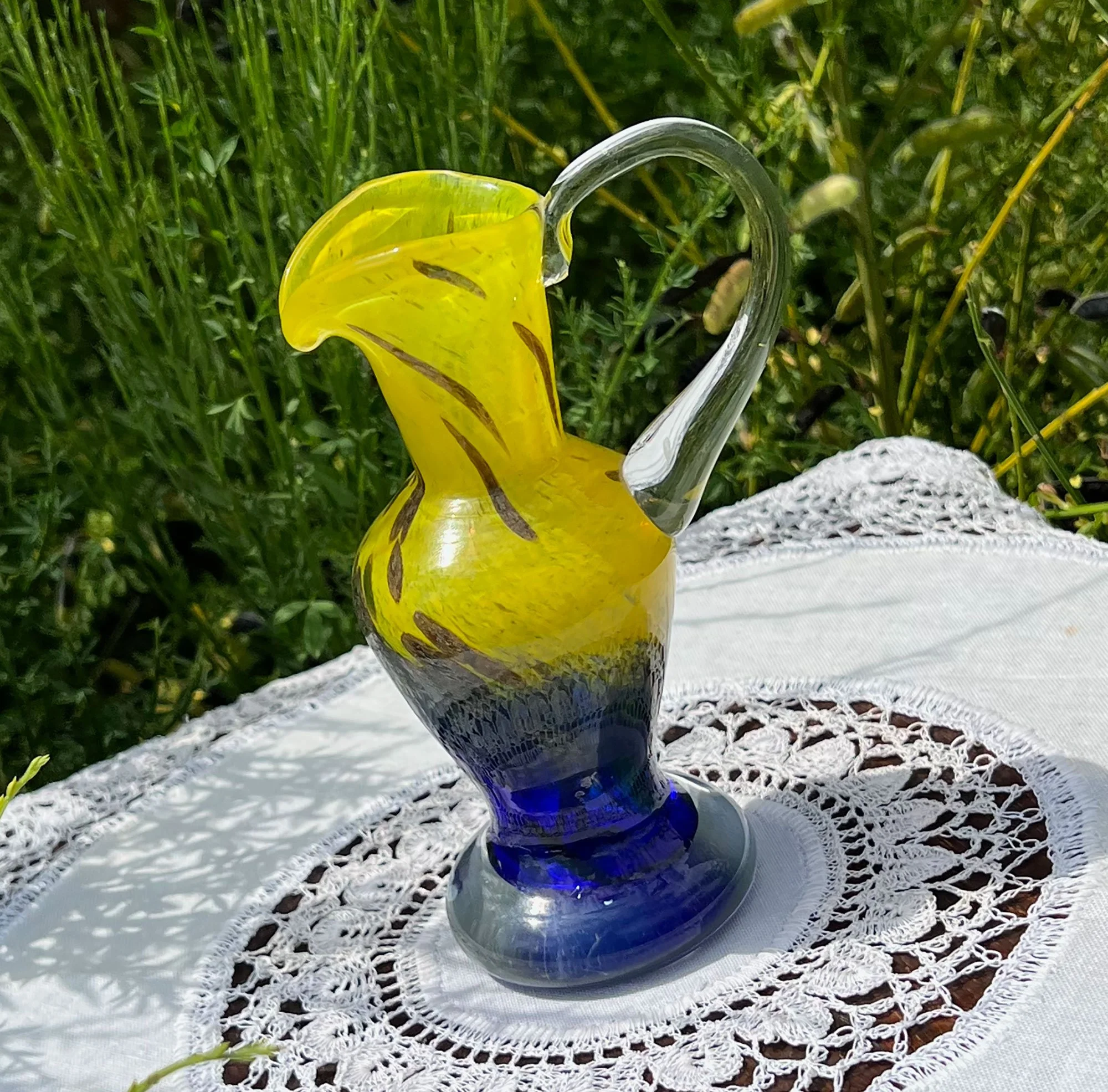 yellow-pod16.jpg
