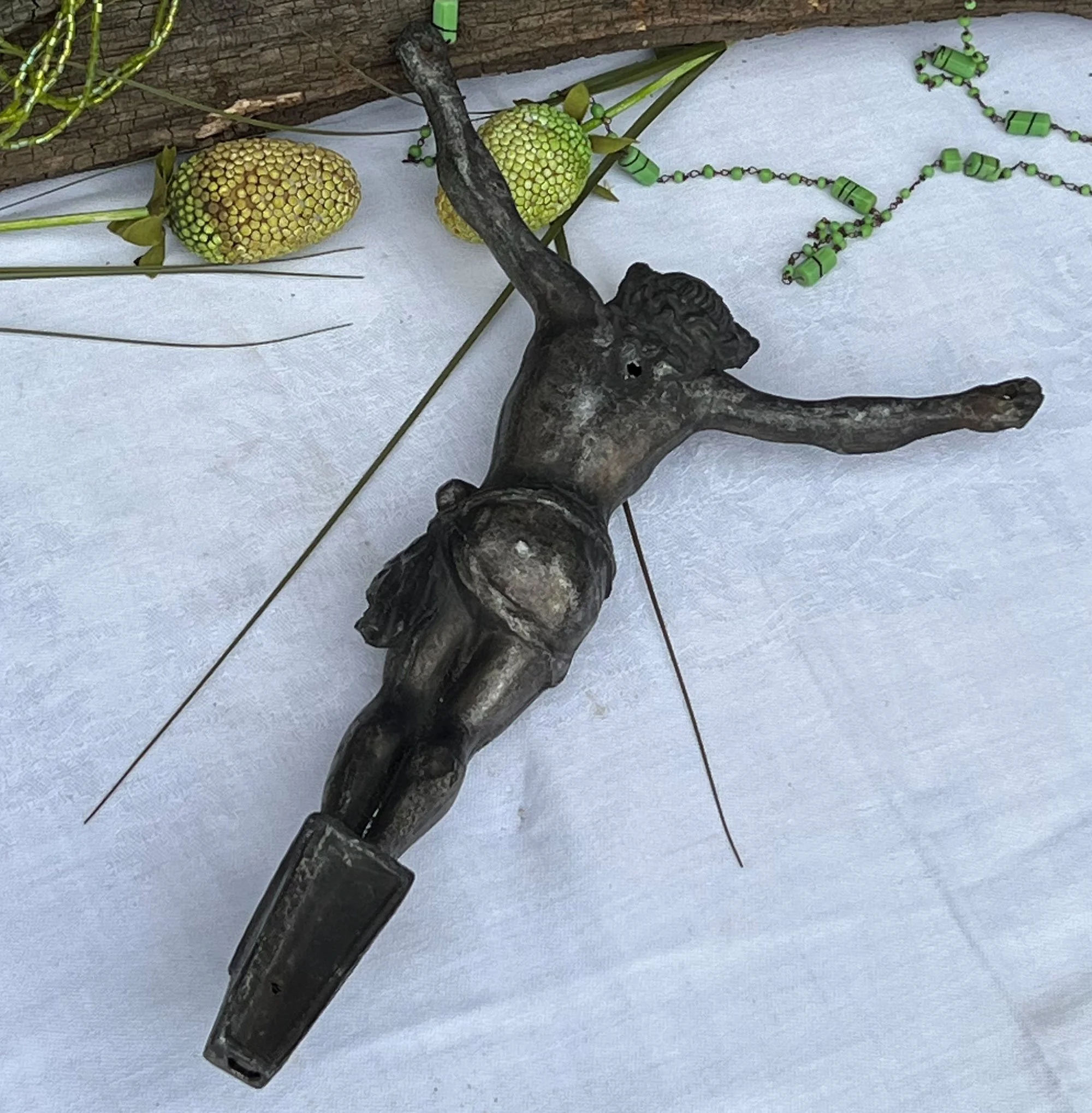 crucifix2-pod25.jpg