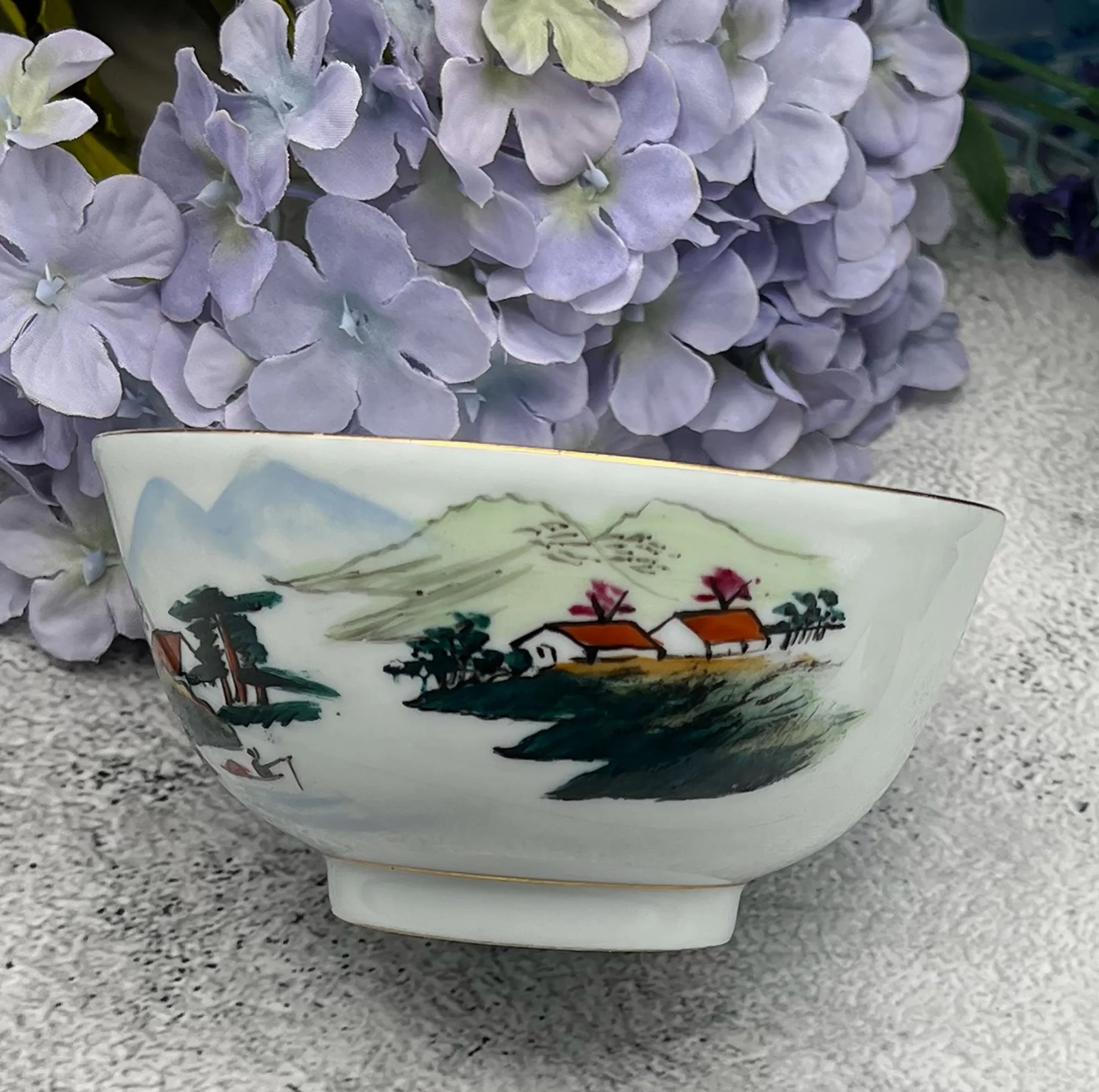 Chinese bowl with village scenes