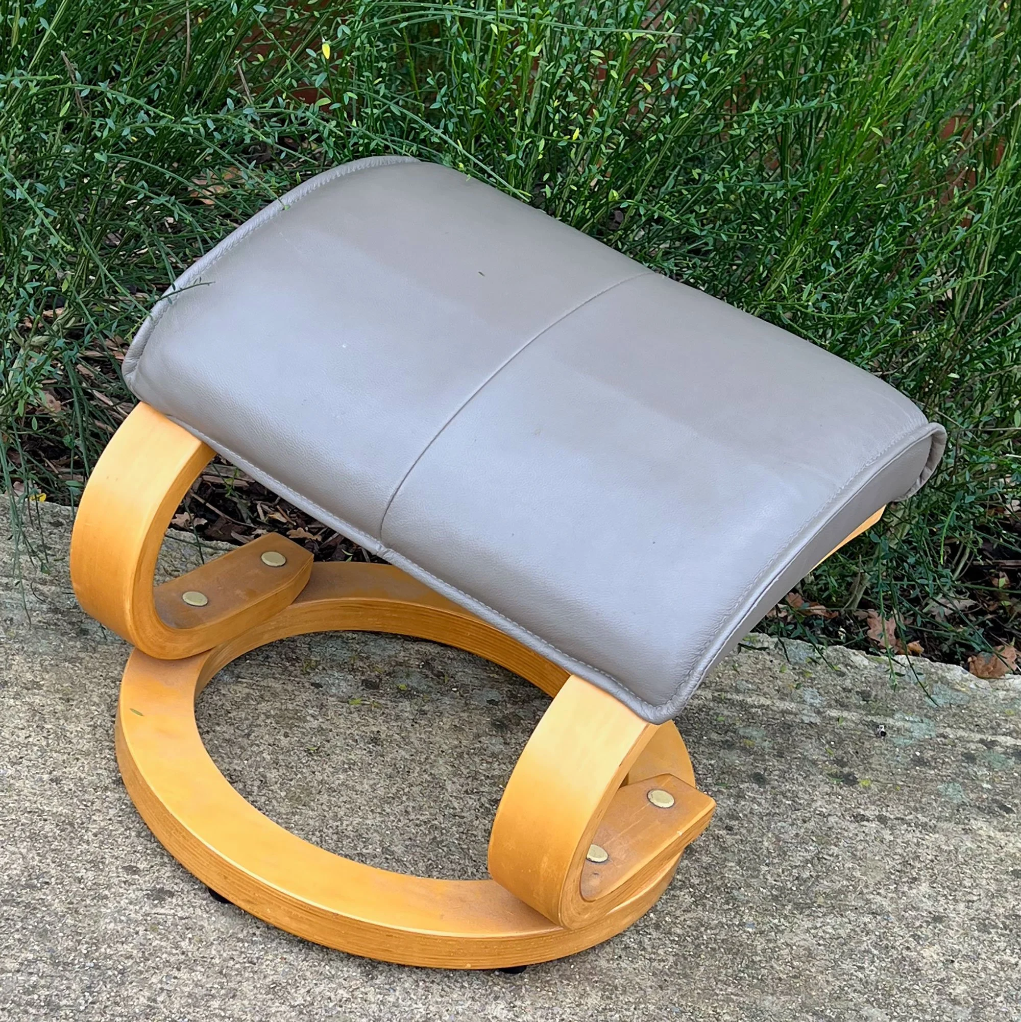 leather2-pod76.jpg