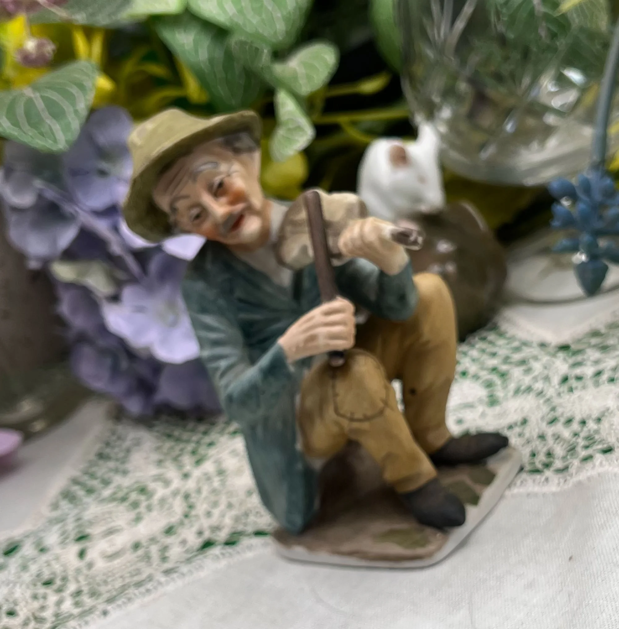 Violinist Figurine